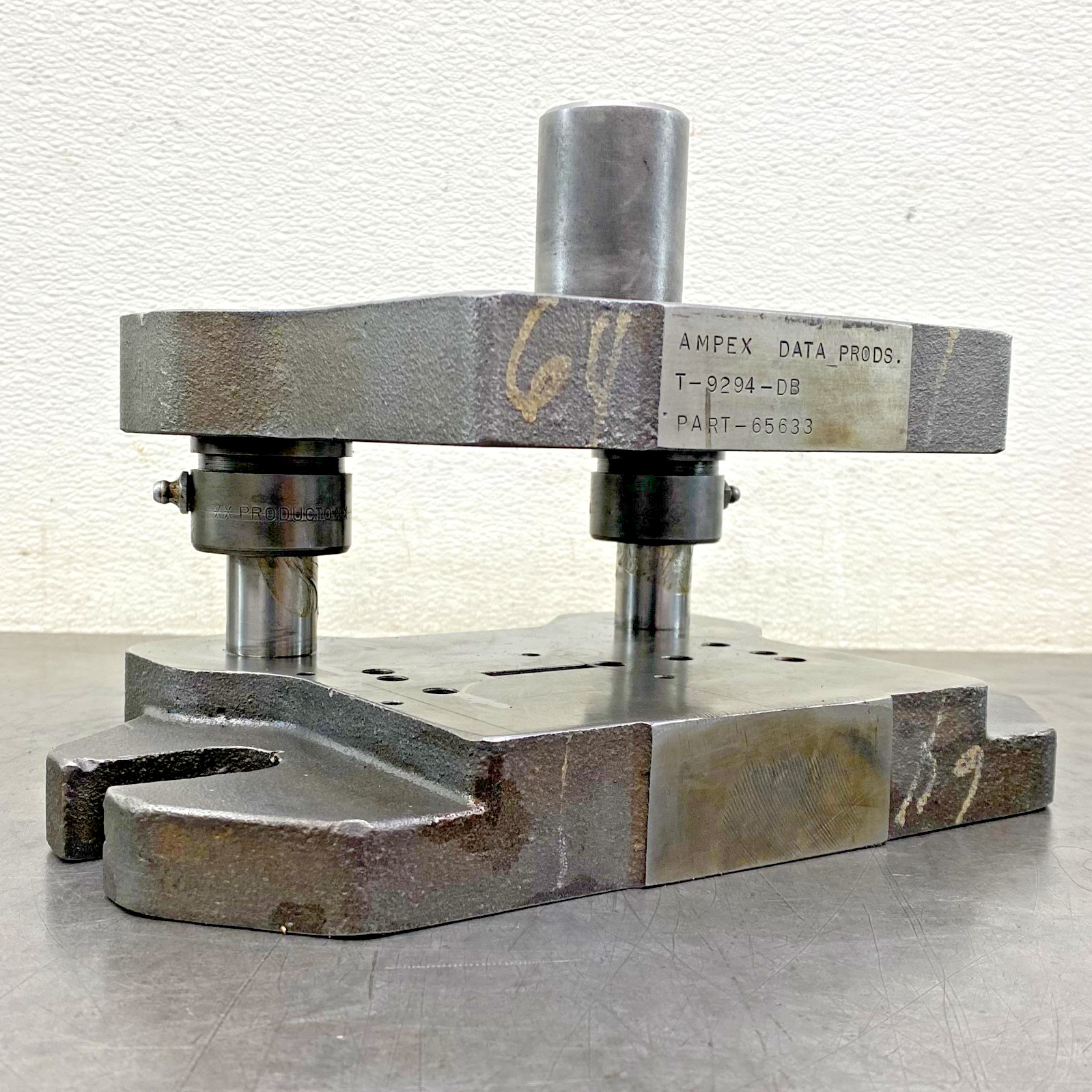 PRODUCTO Die Set Pneumatic Punch Press 1″ Post Fits Bench Press Stamping