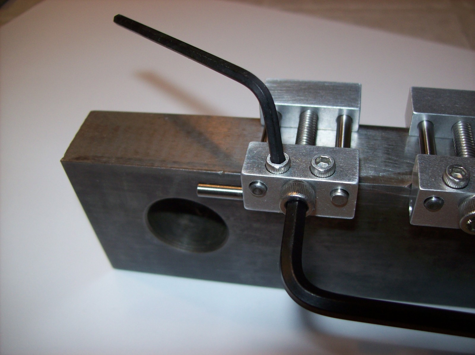 SET OF 2 ADJUSTABLE LOW PROFILE VISE STOPS WITH WRENCHES MACHINIST TOOL