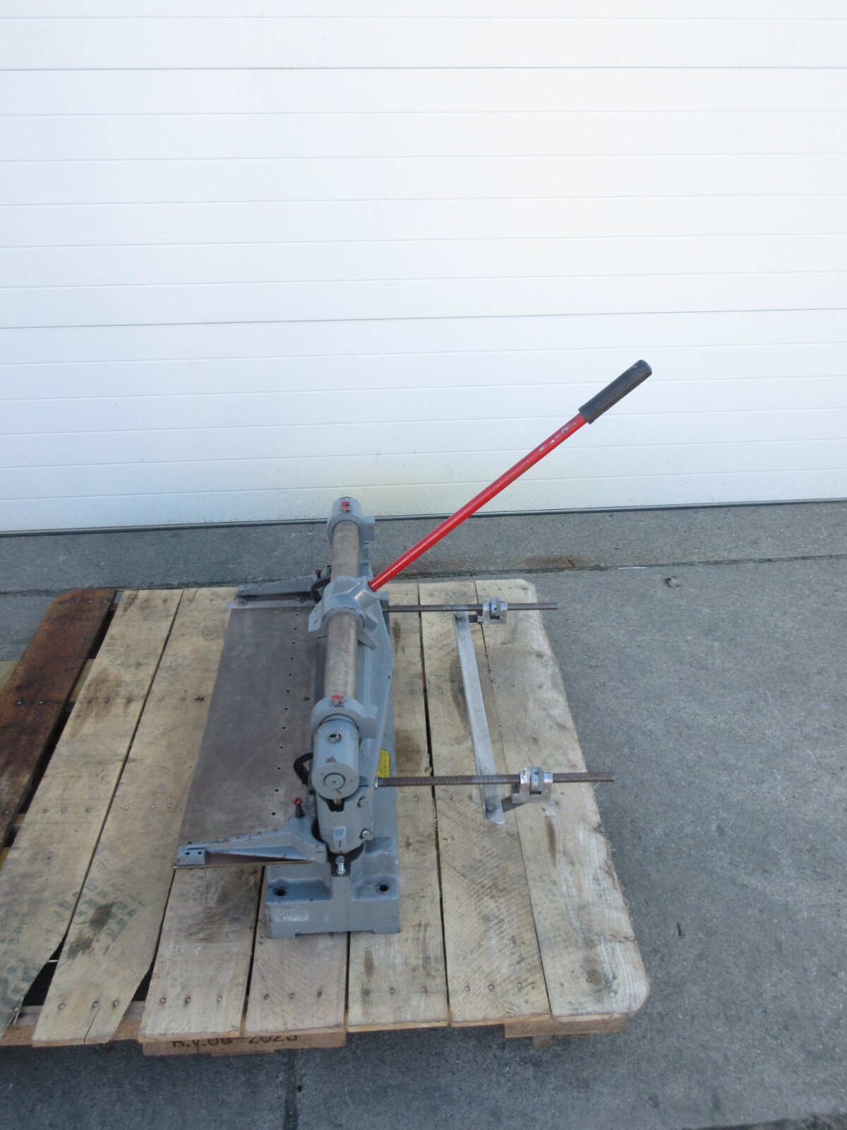 Di-Acro No. 4 Manual Hand Operated Shear 24″ Metal Shear 16 Gauge Capacity Used