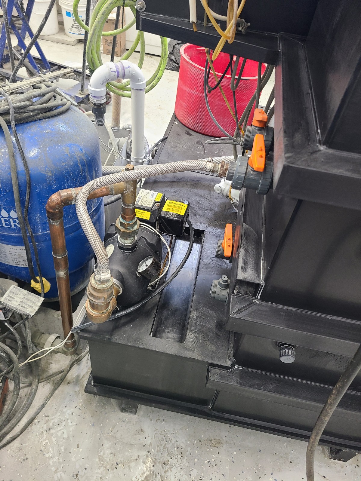 ROSLER Z-800 Centrifuge for removing mud from vibratory tumbler rinse water