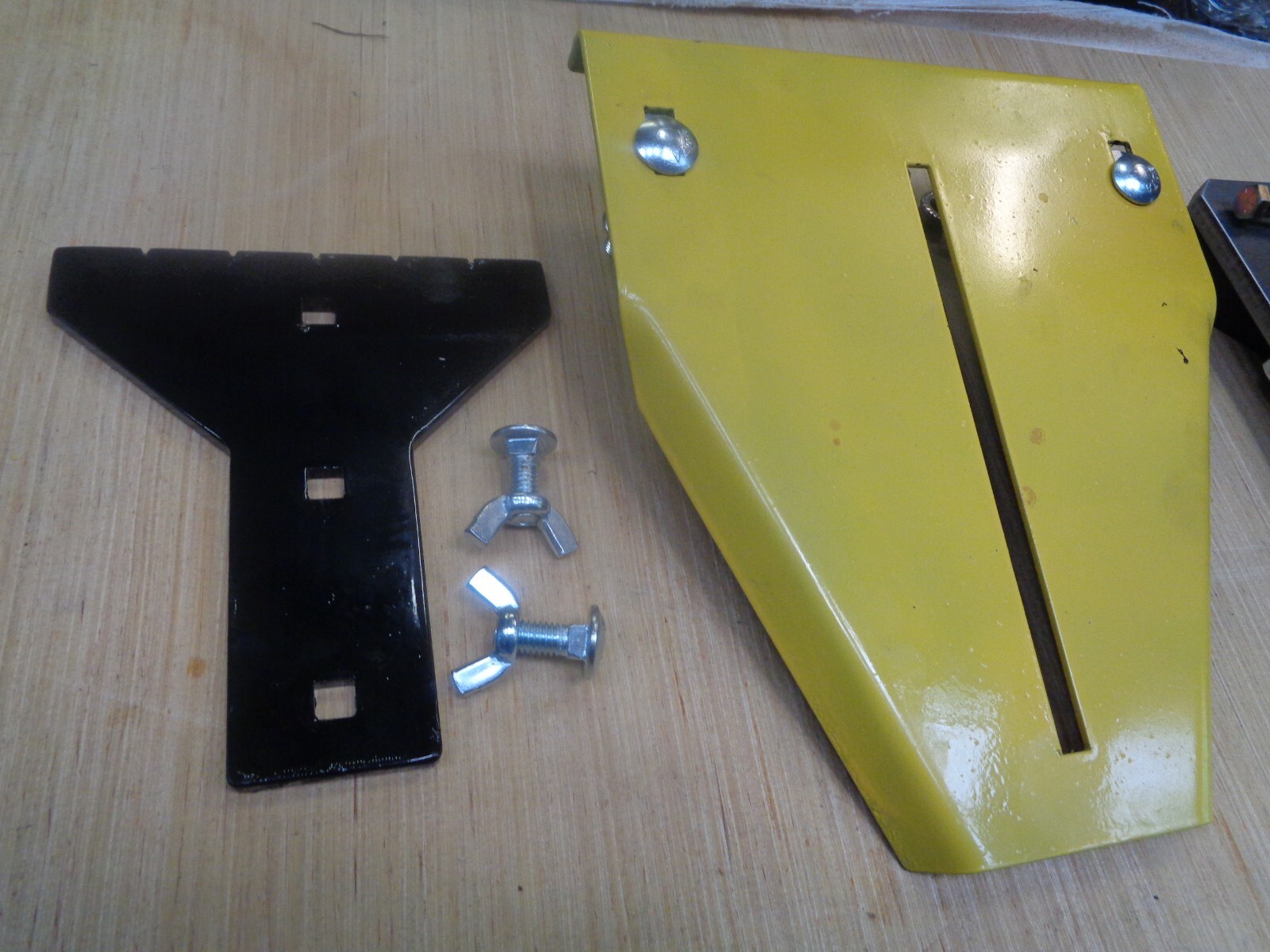 Die Table with Stop for your 20 Ton Shop Press 12″ Press Brake Attachment