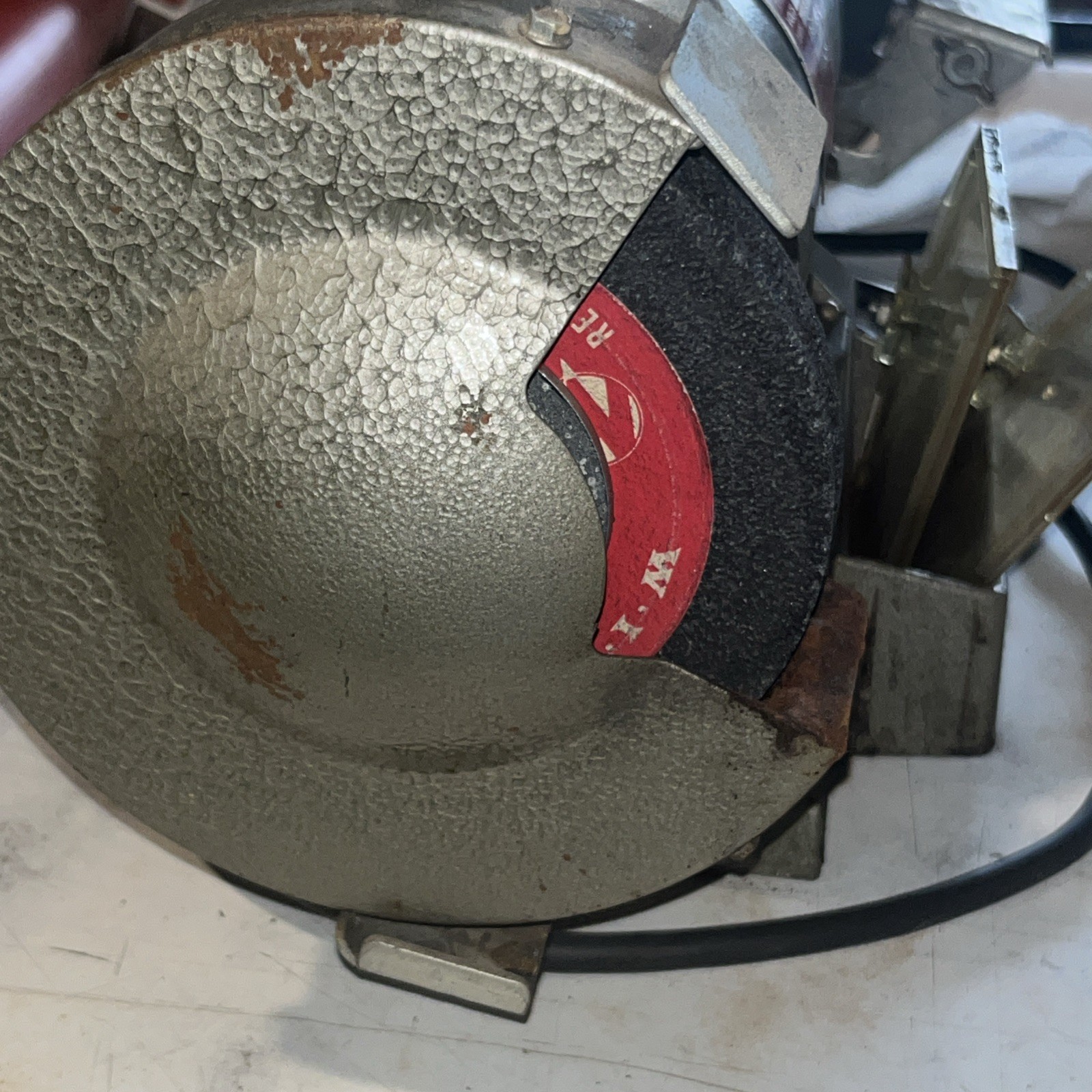 WISSOTA BENCH GRINDER, E-6 ,6″ WHEEL, 1/3 HP, 3450 RPM, 115 V, Tested