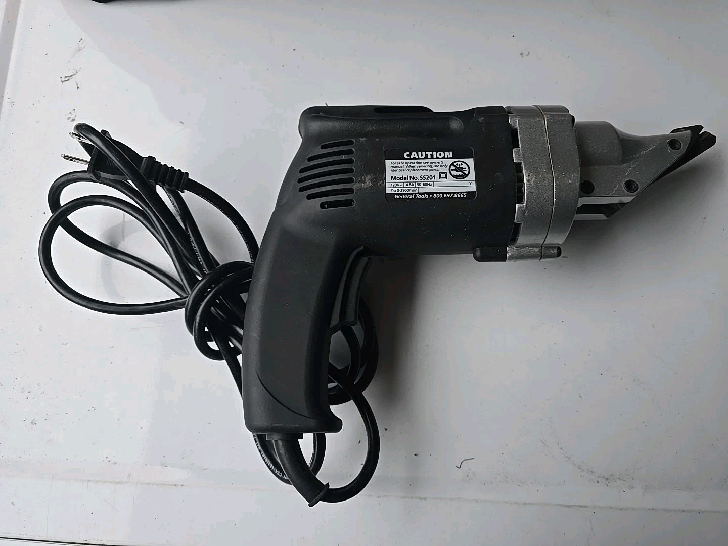 PacTool SS201 120V 50 to 60 Hz 4.8A 18 ga. Electric Snapper Sheet Metal Shear