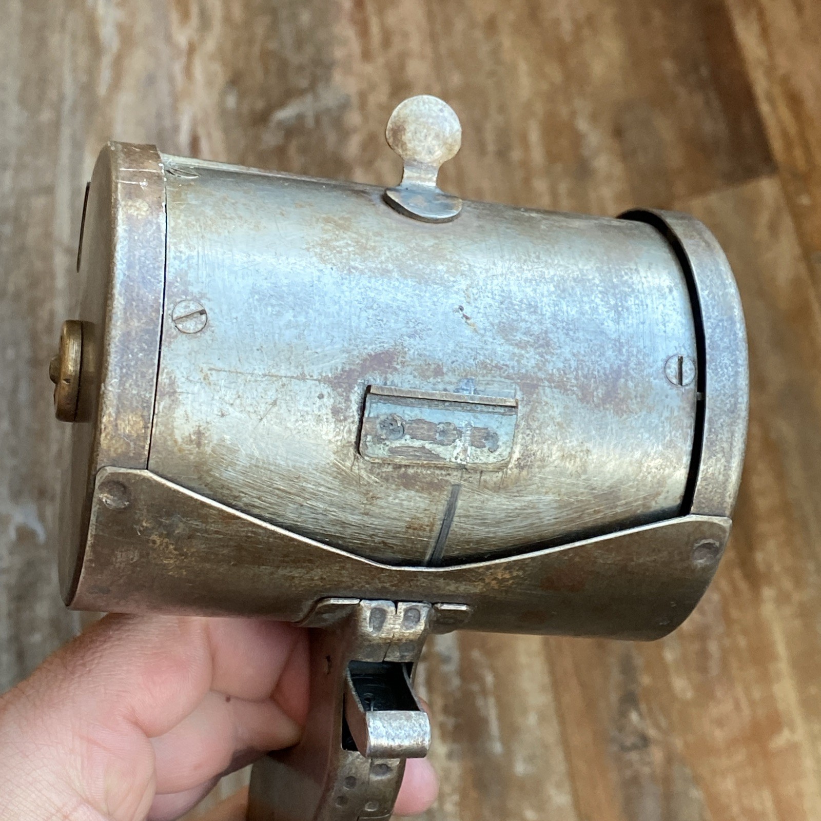 Vtg Hand Held Pistol Grip Thumb Close Tin Smith Roll Reel Feeder Dispenser