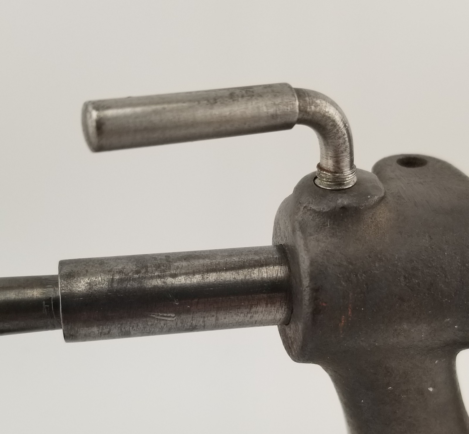 GOODELL PRATT BENCH LATHE 125 494 TAILSTOCK WITH 0 MORSE TAPER DEAD CENTER