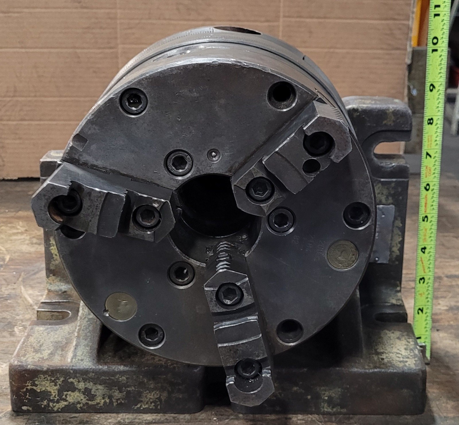 Super Spacer w/ 8in Bison – 3 Jaw Chuck