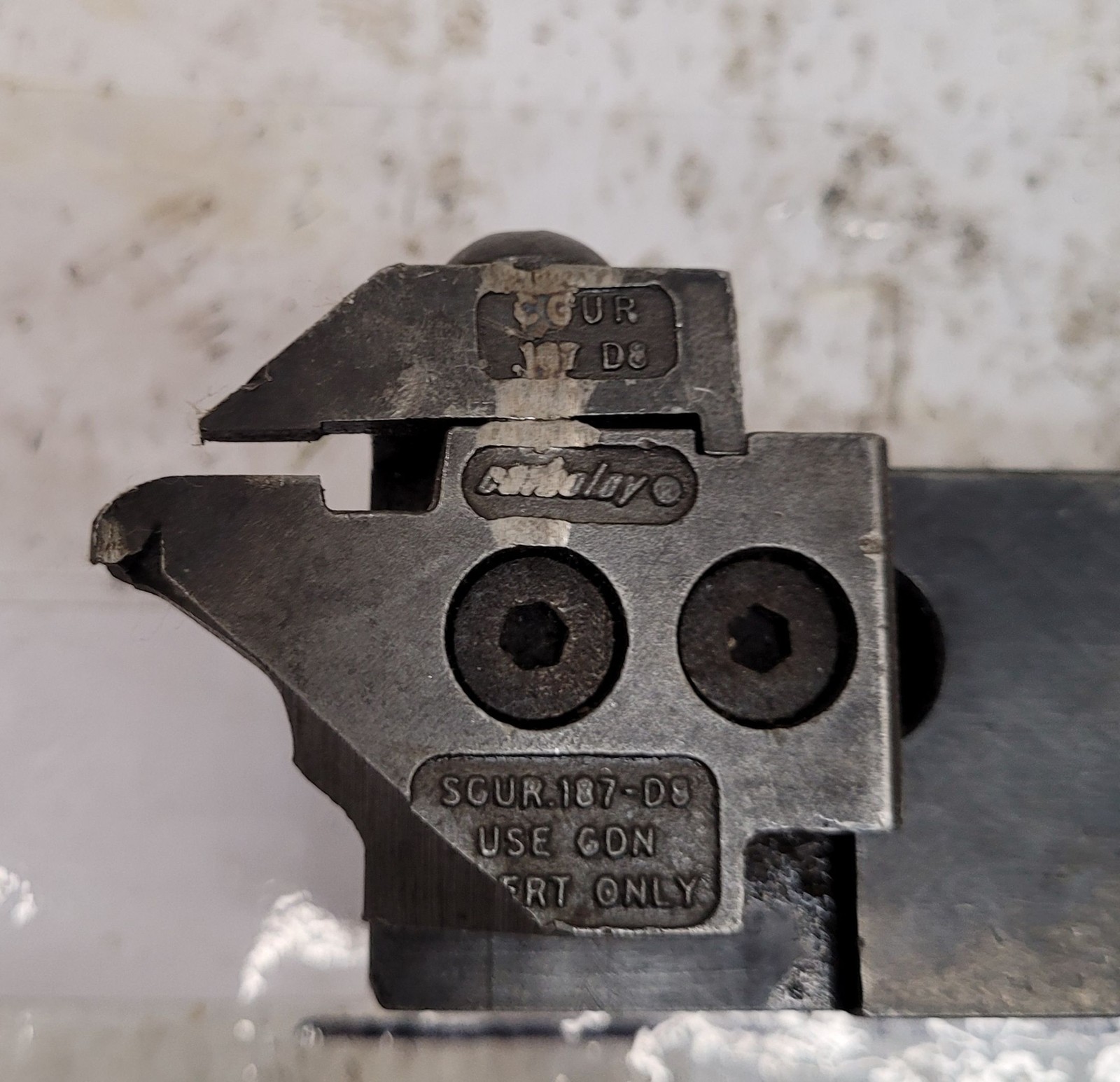 CARBOLOY Aguor-24 -1-1/2″ SHANK Toolholder