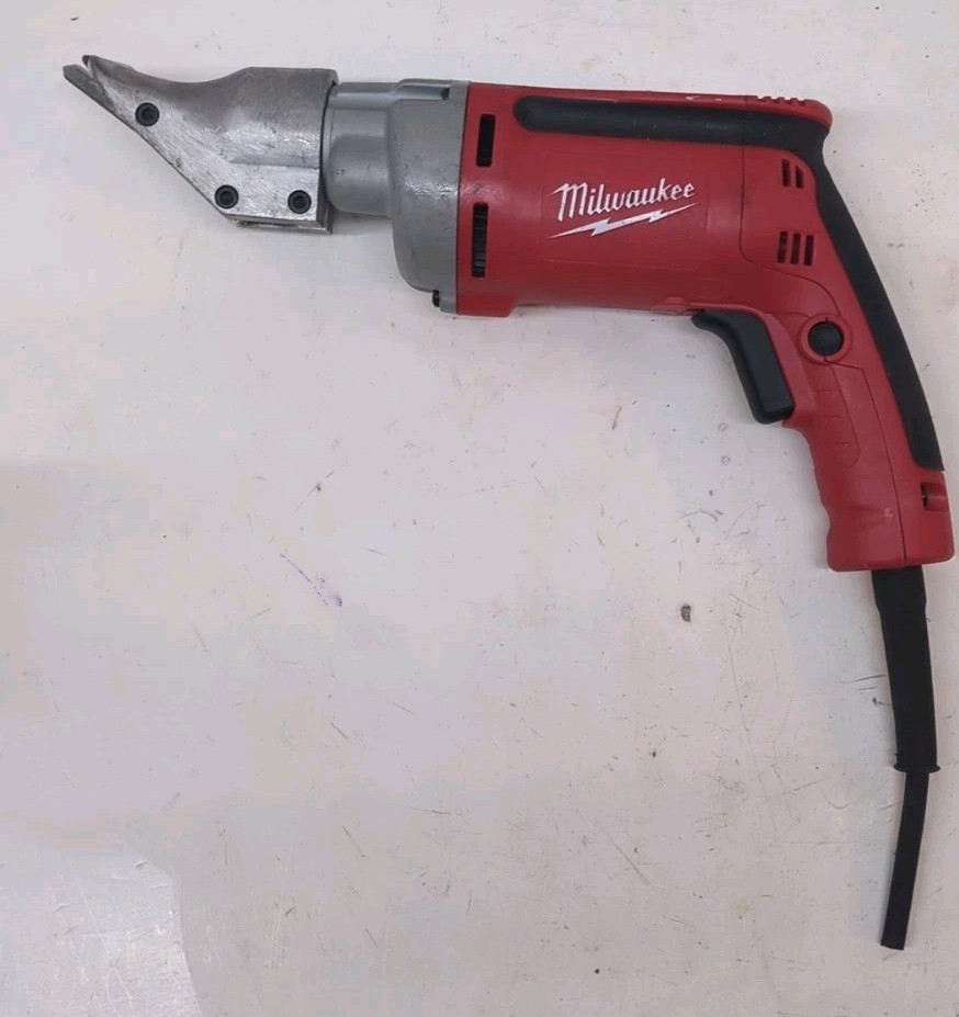 Milwaukee 6852-20 BROKEN 18-Gauge Sheet Metal Shear 6.8 Amp Motor BROKEN