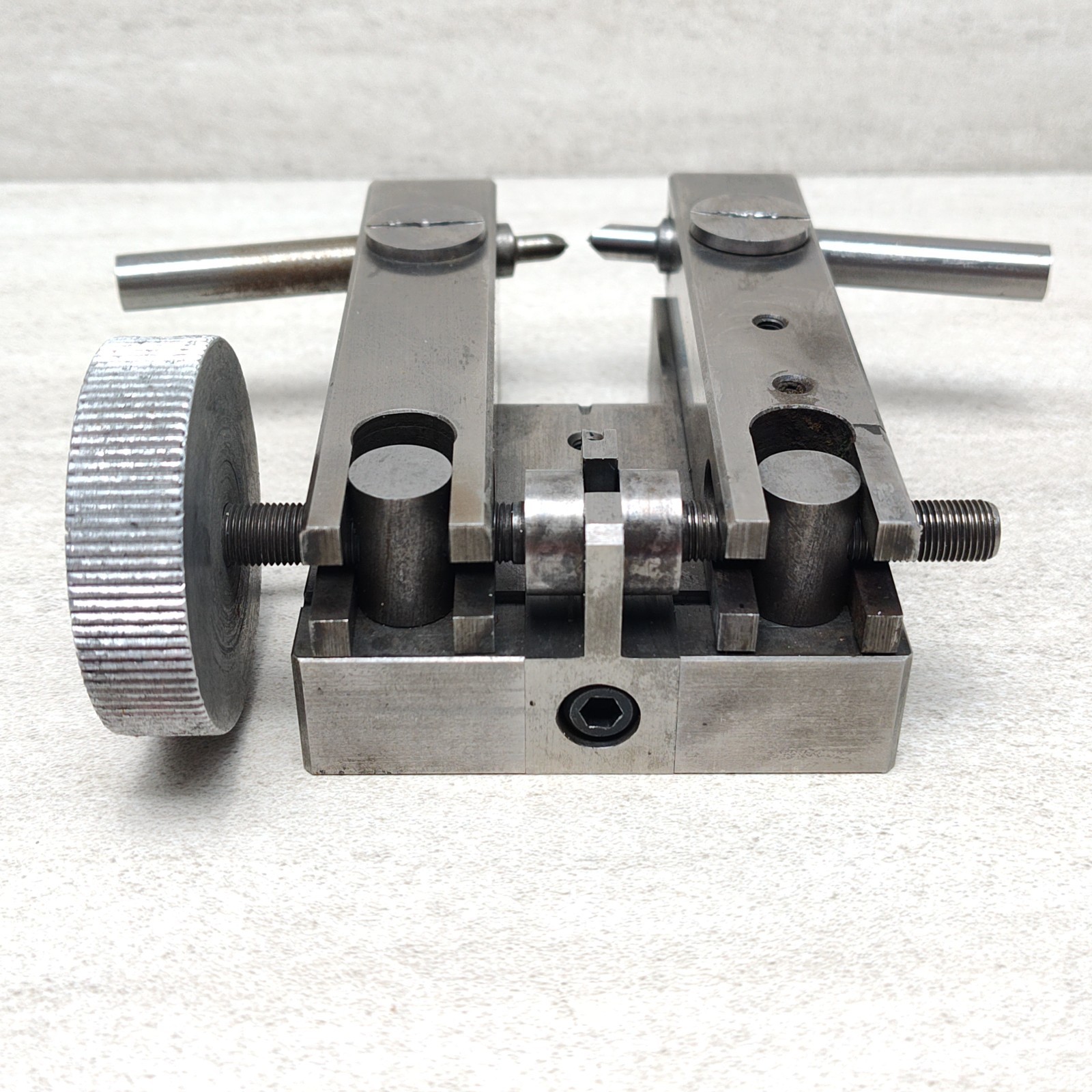 Unbranded Custom Double Angle Diamond Wheel Dresser w/ Case