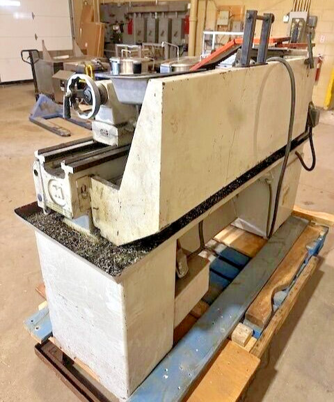 MSC VECTRAX LATHE WITH 3 & 4 JAW CHUNK , 72″L, MAX SPINDLE SPEED 2000 RPM, 3HP