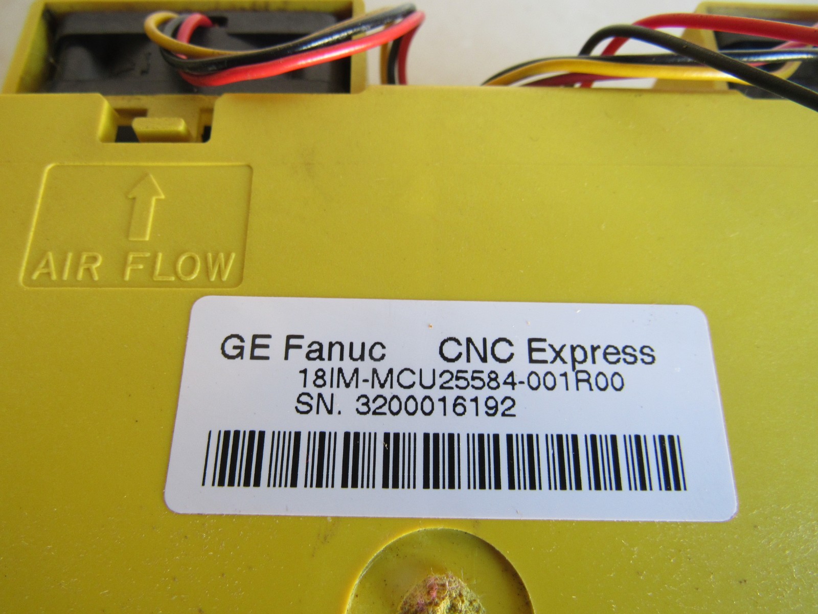 GE Fanuc Series 18i-M 18IM-MCU25584-001R00 Lot # 4129 Listed by Mike
