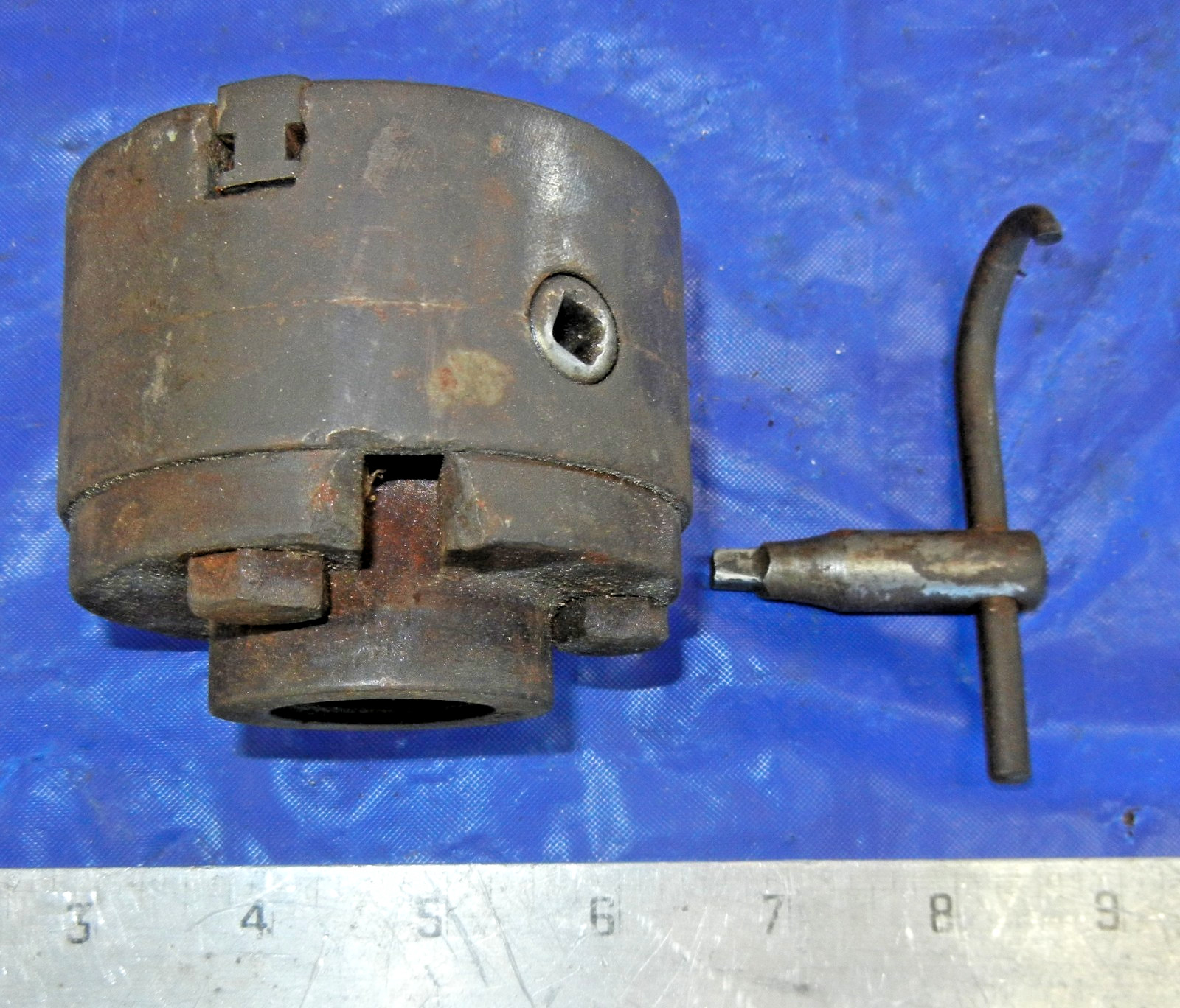3-1/8″ 3 jaw self centering lathe chuck with 1″-16 ? back plate
