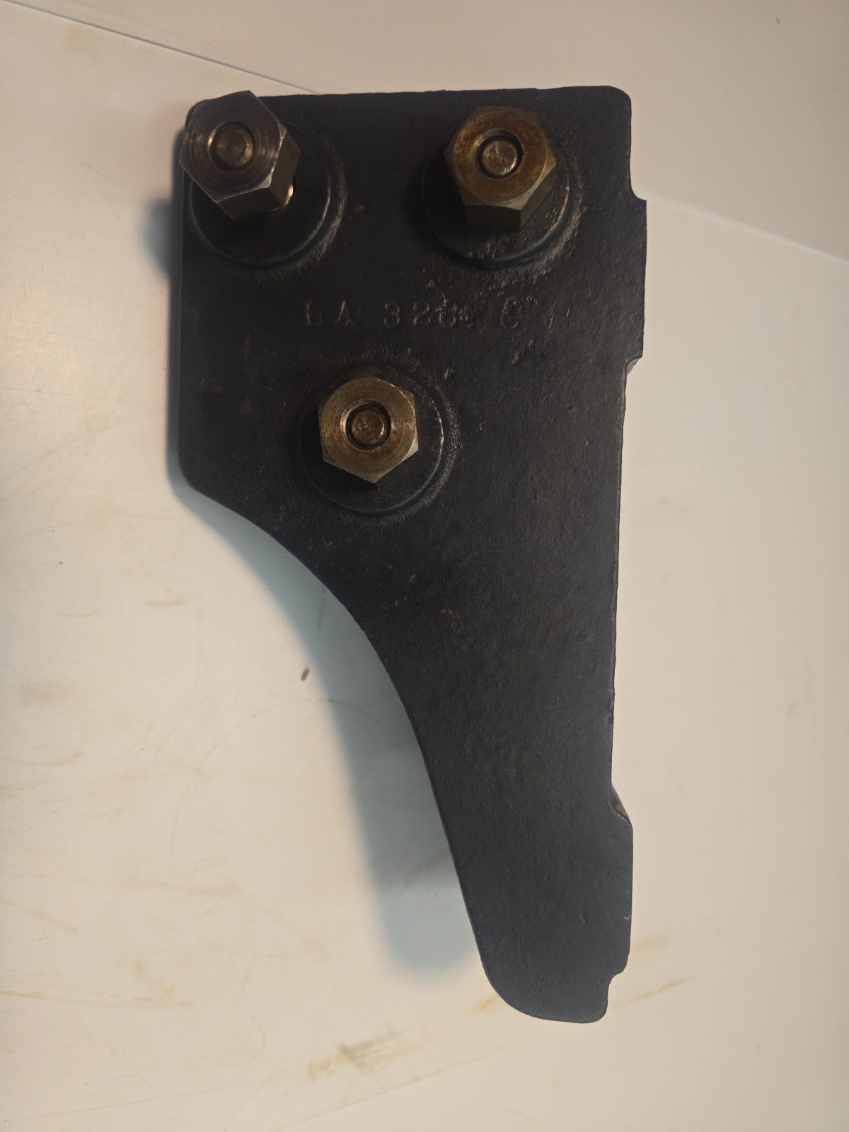 LOGAN METAL LATHE LA326 COUNTERSHAFT LEG MOUNT BRACKET CASTING