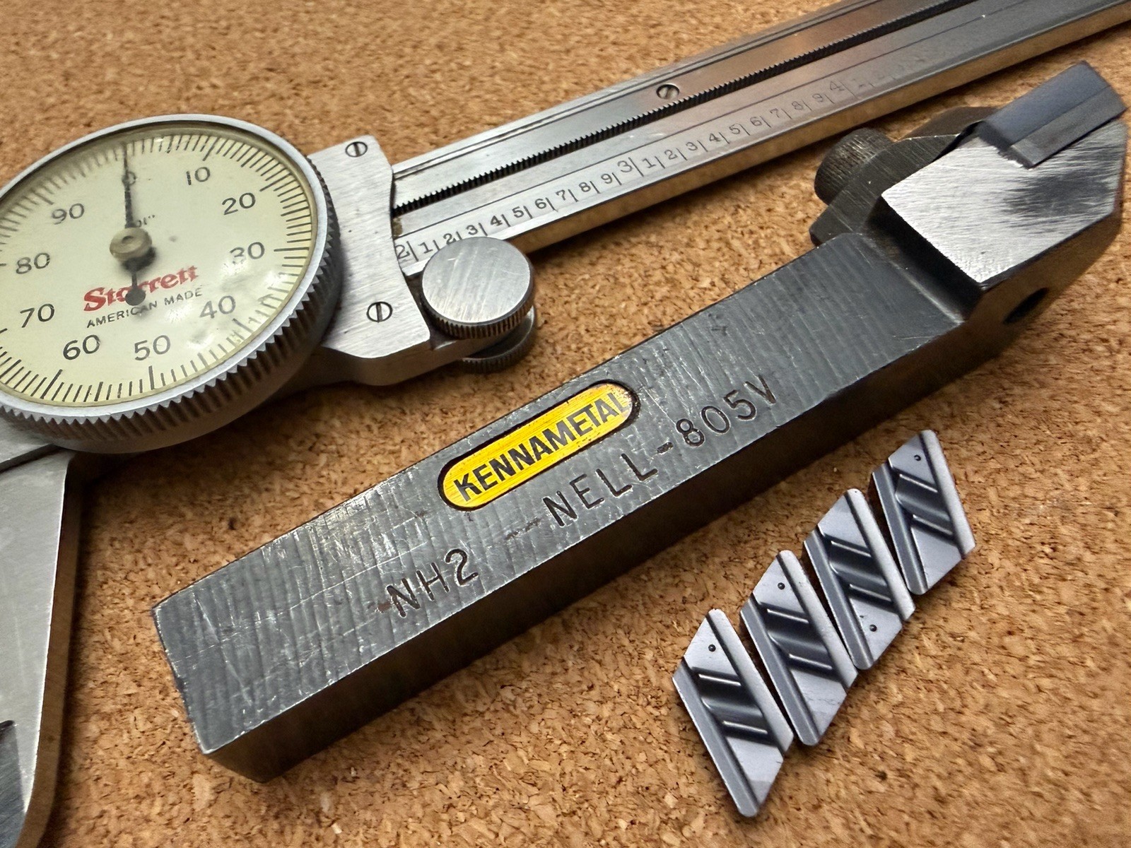 Turning Tool Kennametal #NELL-805V W/New Inserts Included. Excellent Condition!!