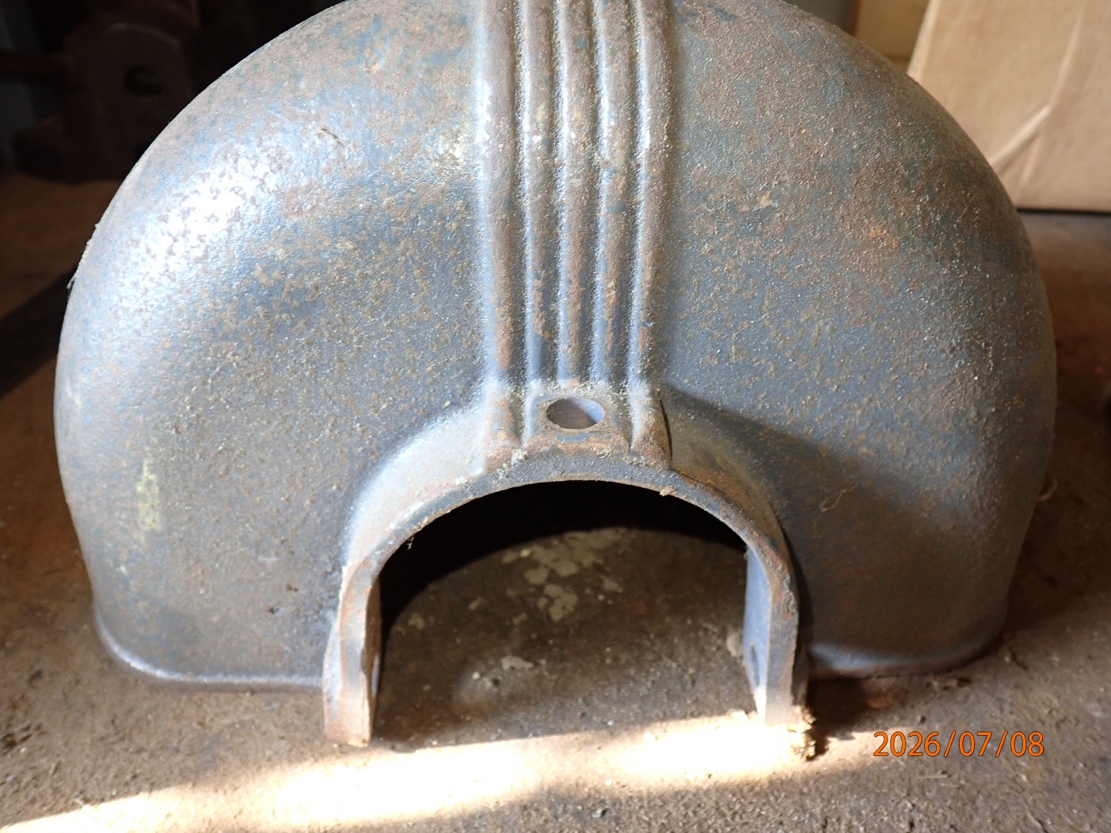 VINTAGE DELTA MILWAUKEE 14″ DRILL PRESS FRONT PULLEY COVER IRON CASTING DP257