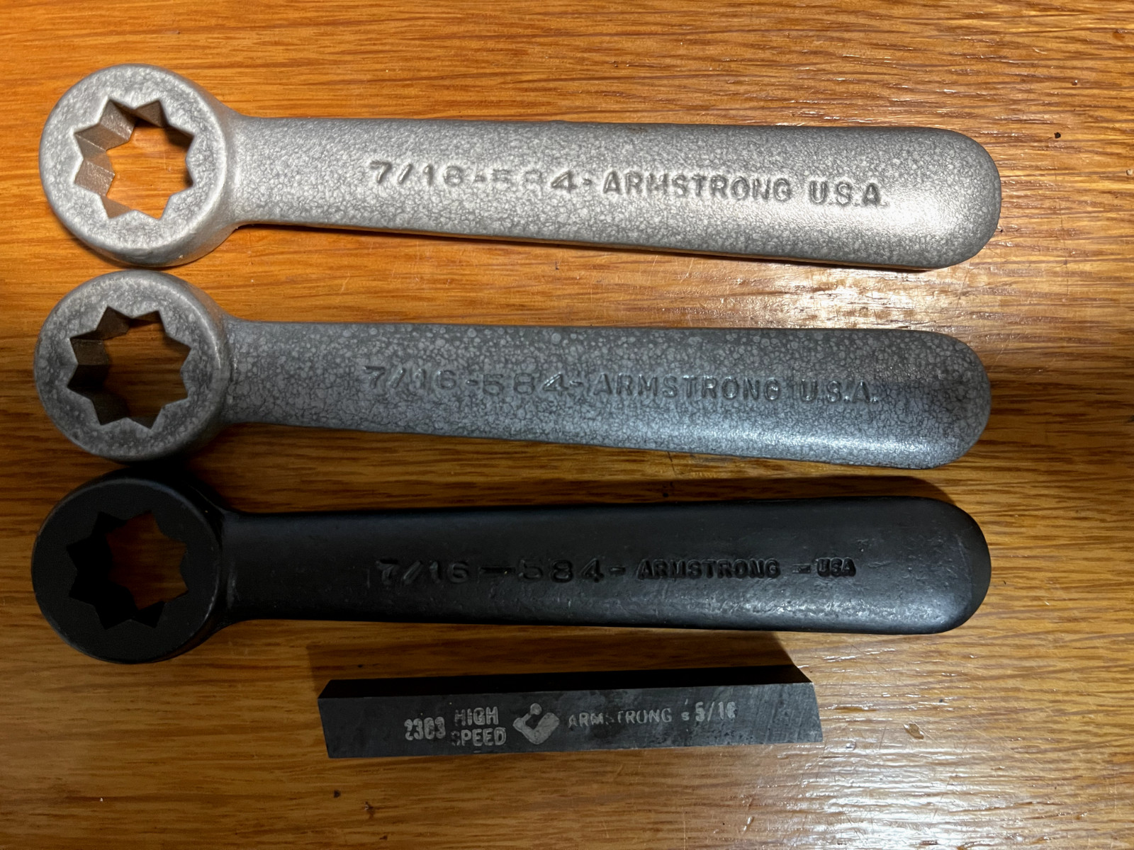 ARMSTRONG NO. T-1-R / T-1-L/ T-1-S LATHE TOOL HOLDER / LATHE