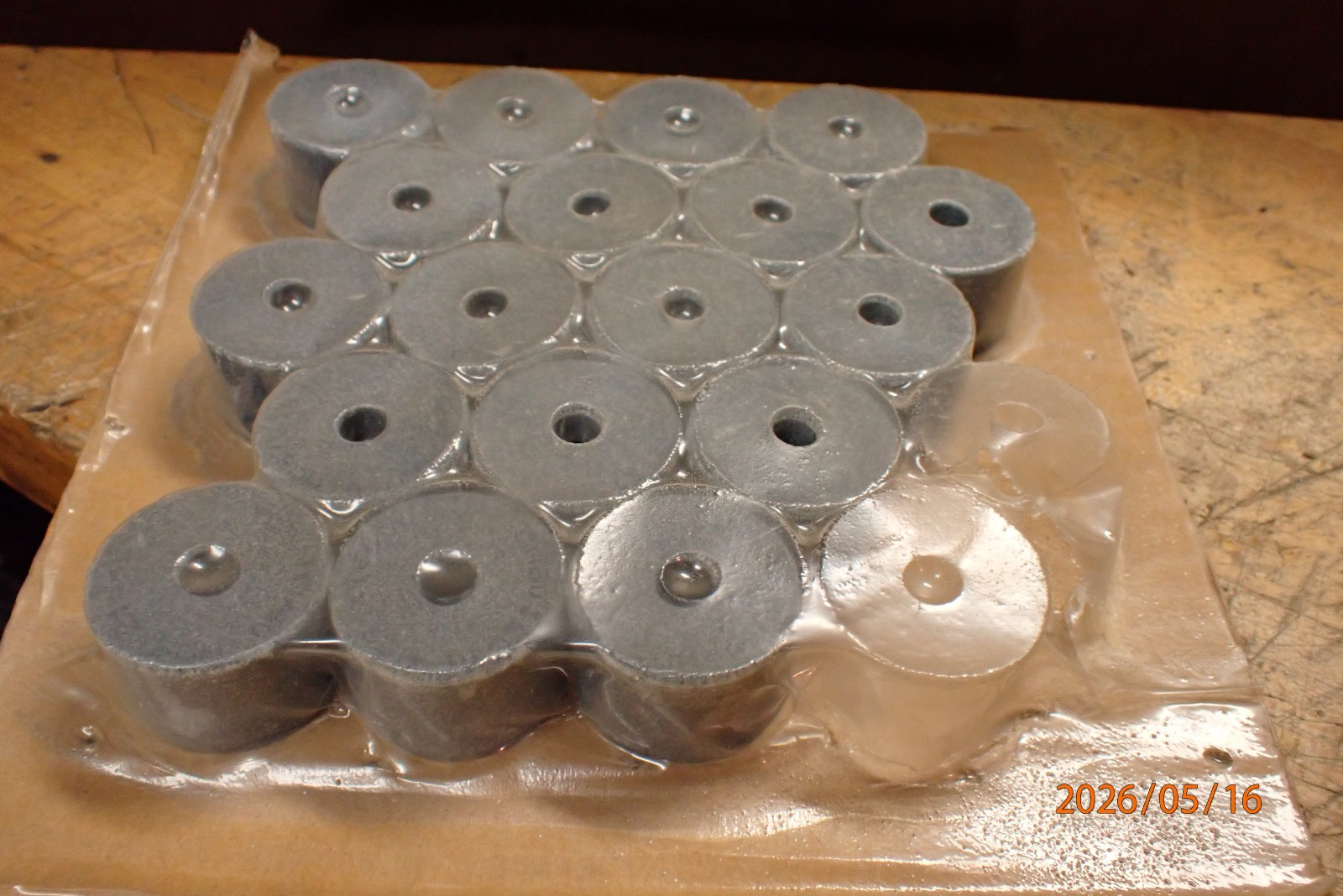 18 NEW CARBORUNDUM ID METAL LATHE TOOL POST GRINDING GRINDER WHEELS