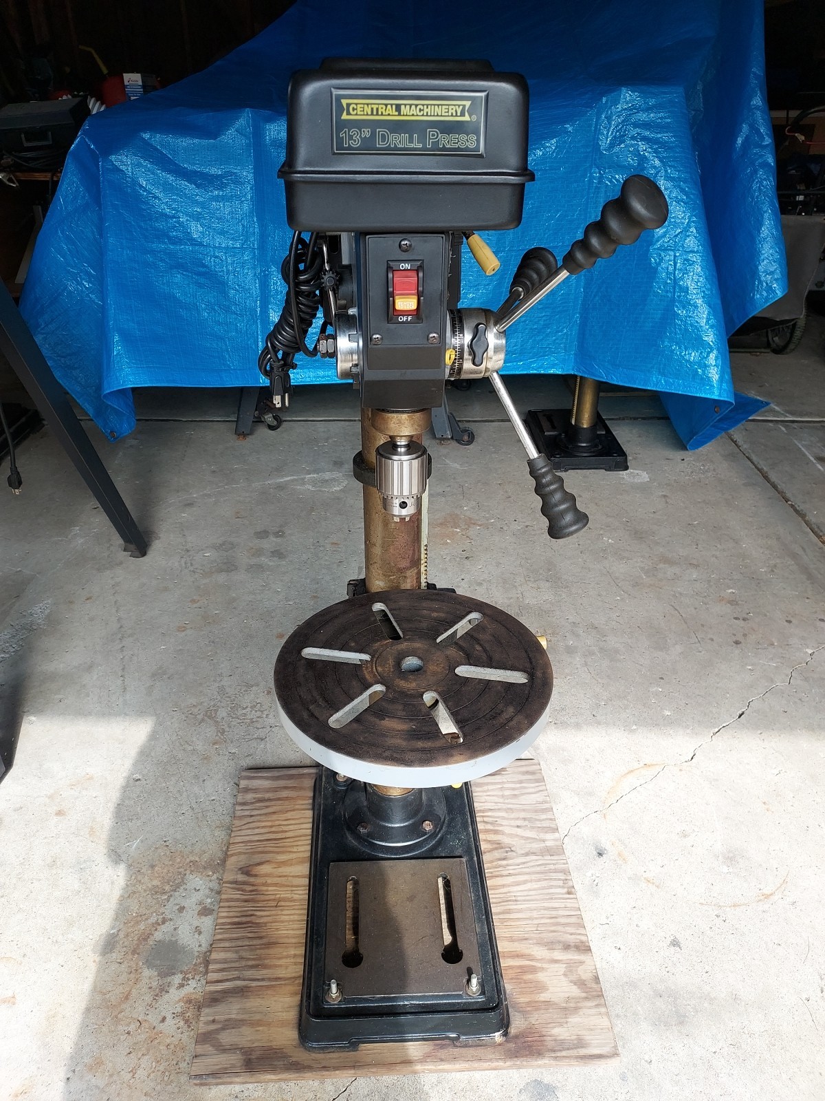 13″ Pedestal Drill Press By Central Machinery, 3/4 HP, 1/2″ Chuck, 220RPM