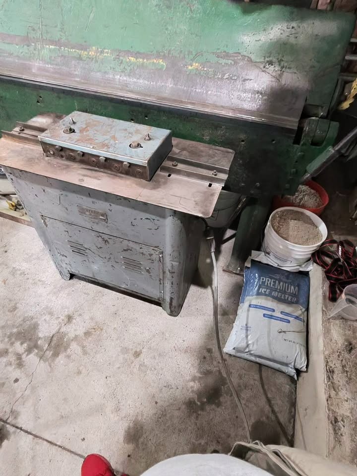 lockformer 20ga. Pittsburgh Machine