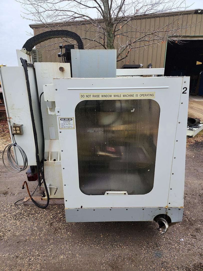 2001 Haas VF-2B CAT 40 CNC Vertical Machining Center