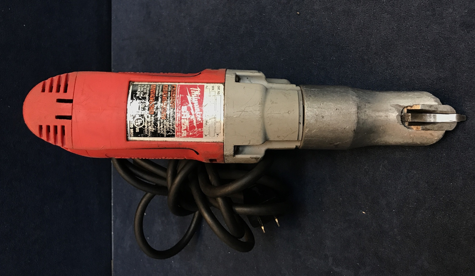 Milwaukee 6852-20 18-Gauge Electric Swivel Head Metal Shear