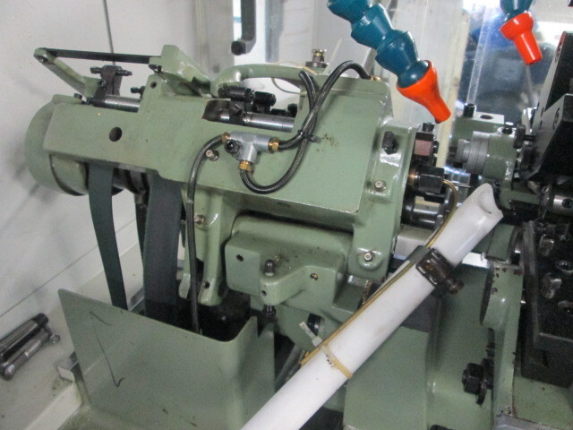 Ge Fong Model GS-1035 24 Speed 8065 Rpm 8mm Max Diameter 3Hp 220/380V Auto Lathe
