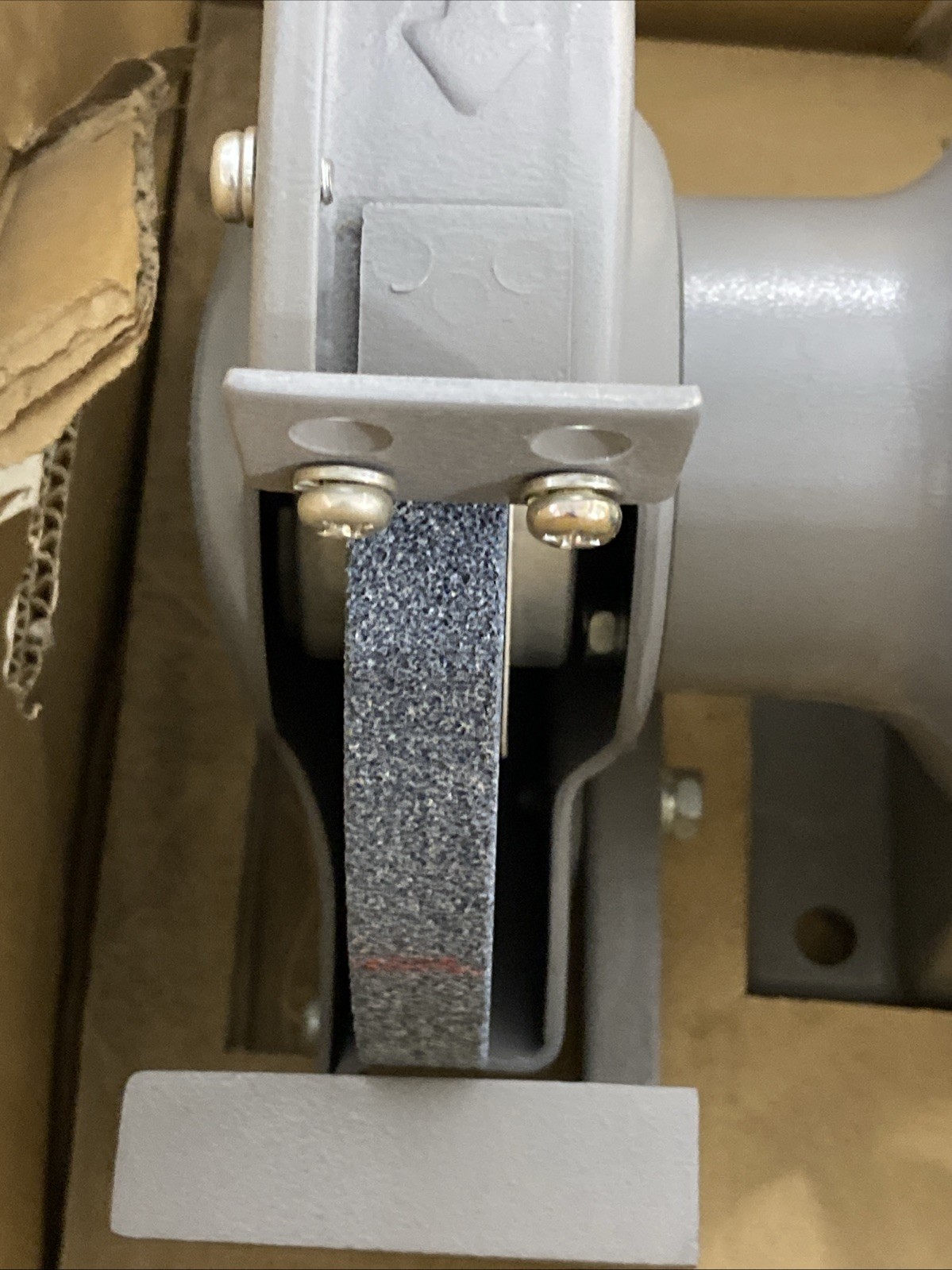 Hitachi 8in Bench Grinder GT21 50/60Hz 200V 590W