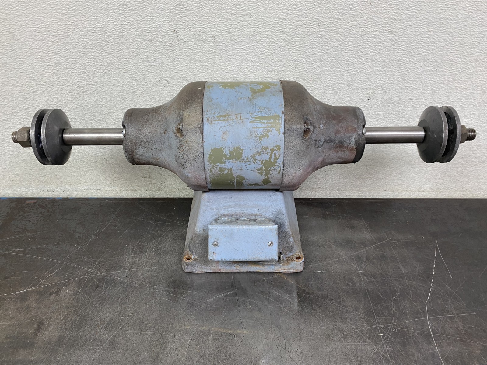 Baldor Electric 330B Buffer Grinder 3-Phase 220/440 Parts Only