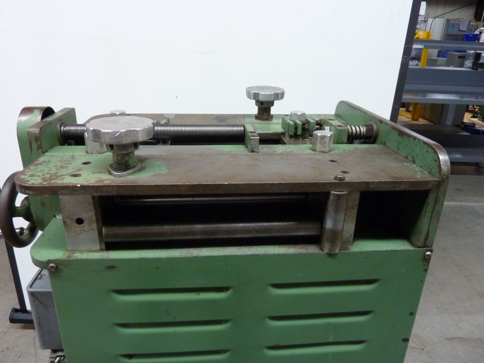GAUER SAFETY EDGER DEBURRING MACHINE MOD 5H10NC 10″ MAX WIDTH (31248)