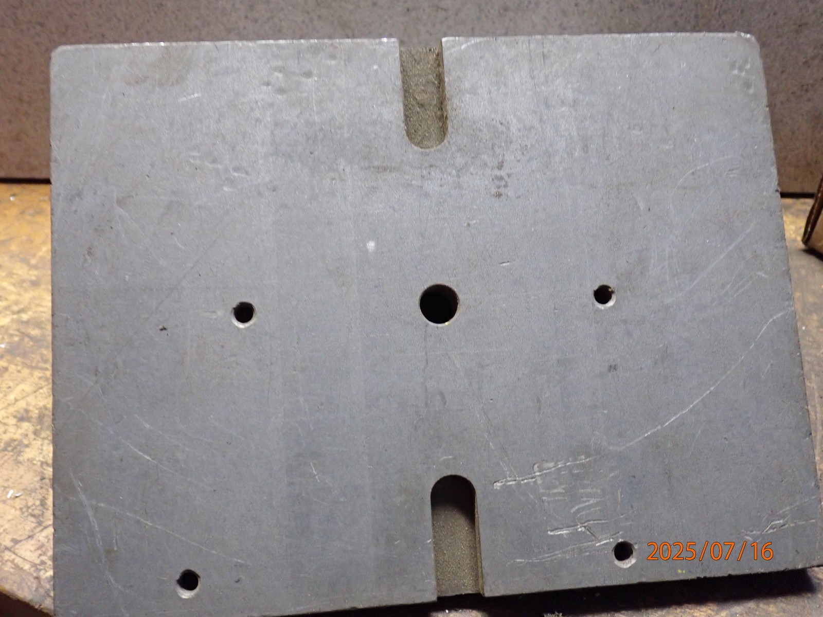 OLDER NON-FERROUS METAL ANGLE PLATE MACHINIST JIG FIXTURE SETUP TOOLING