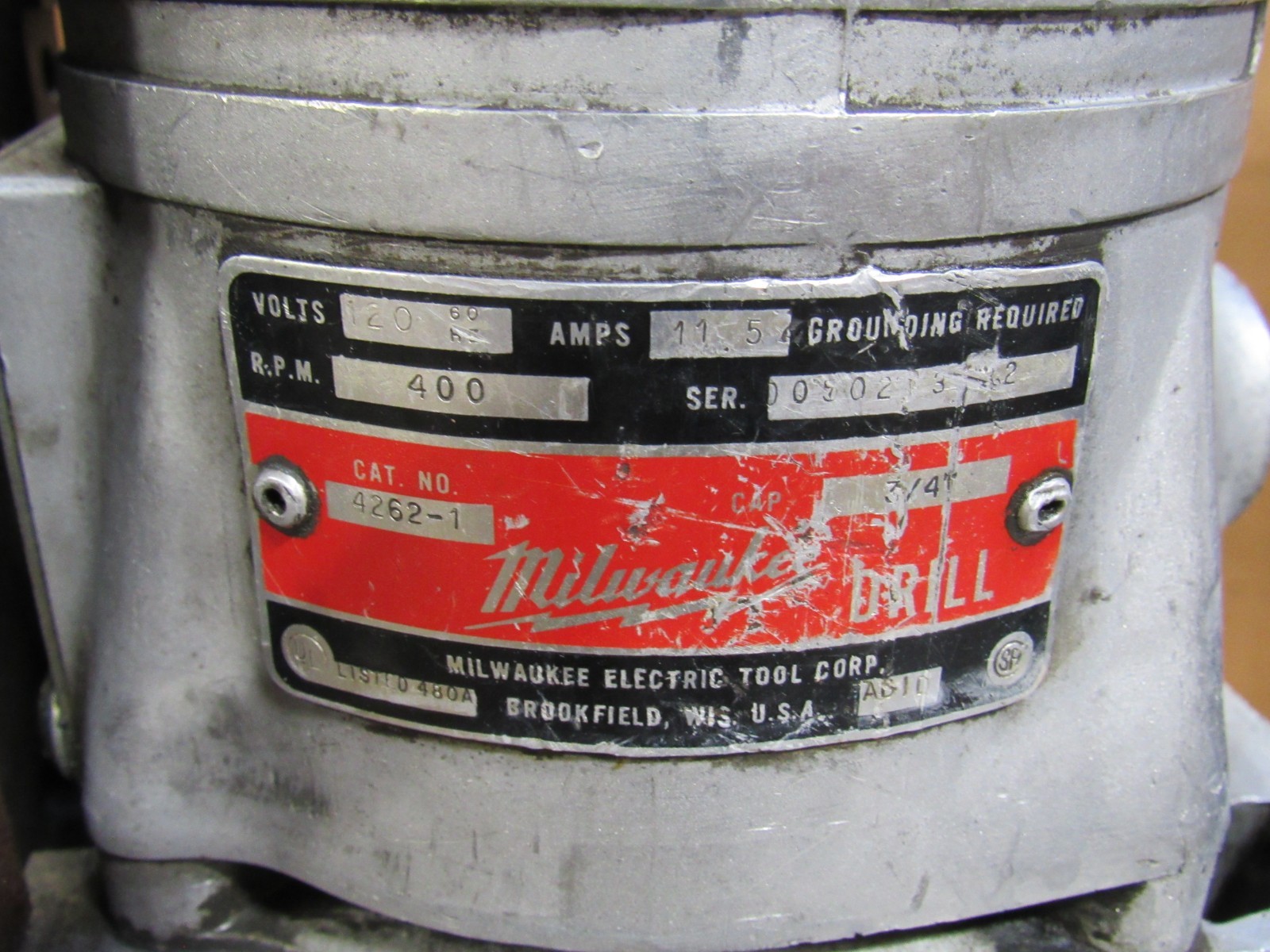 Milwaukee Magnetic Drill Press 4201 4262-1 120V 400Rpm – used