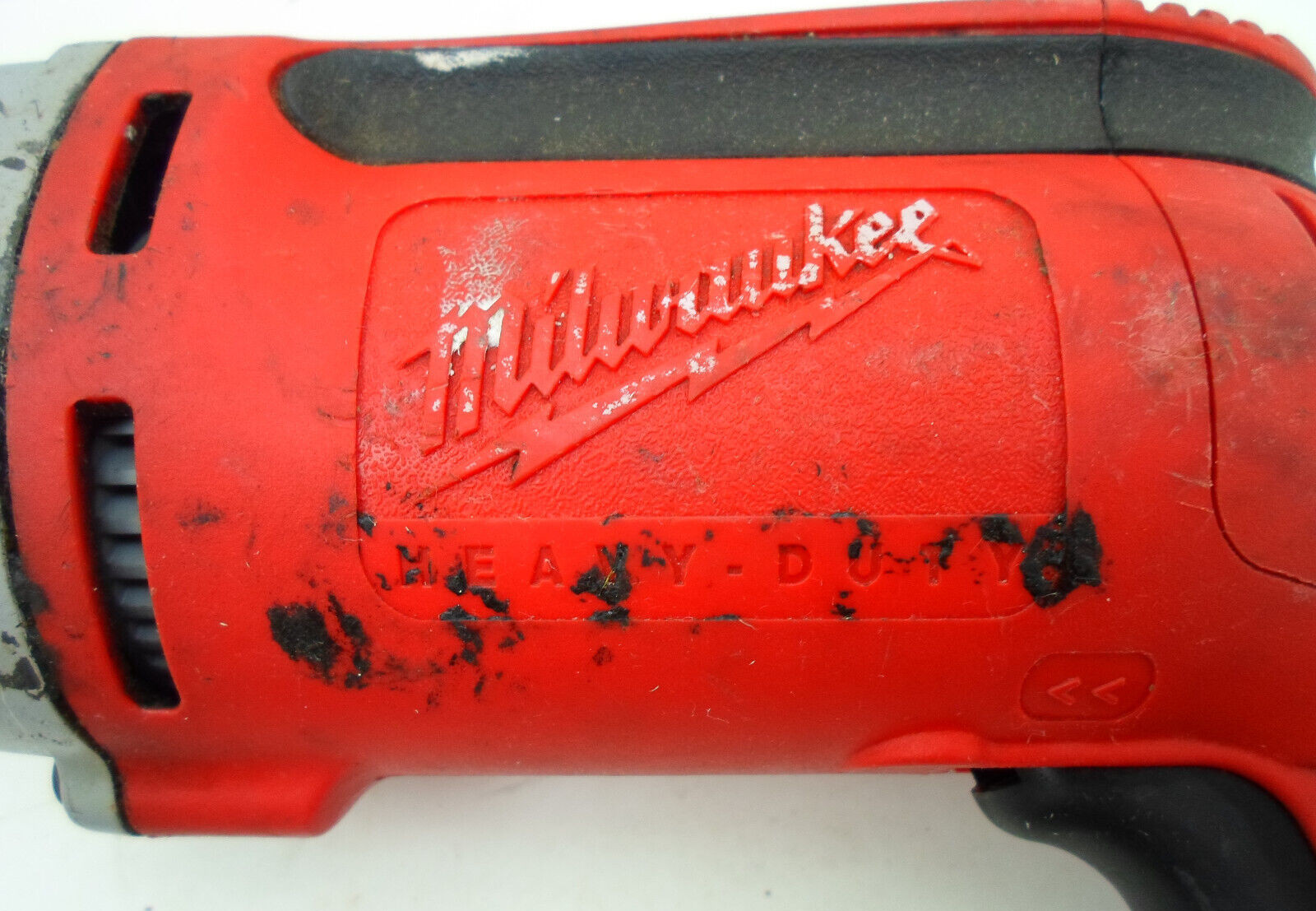 Milwaukee 6852-20 18-Gauge Shear 6.8 Amp (O17447-1 AR) J1