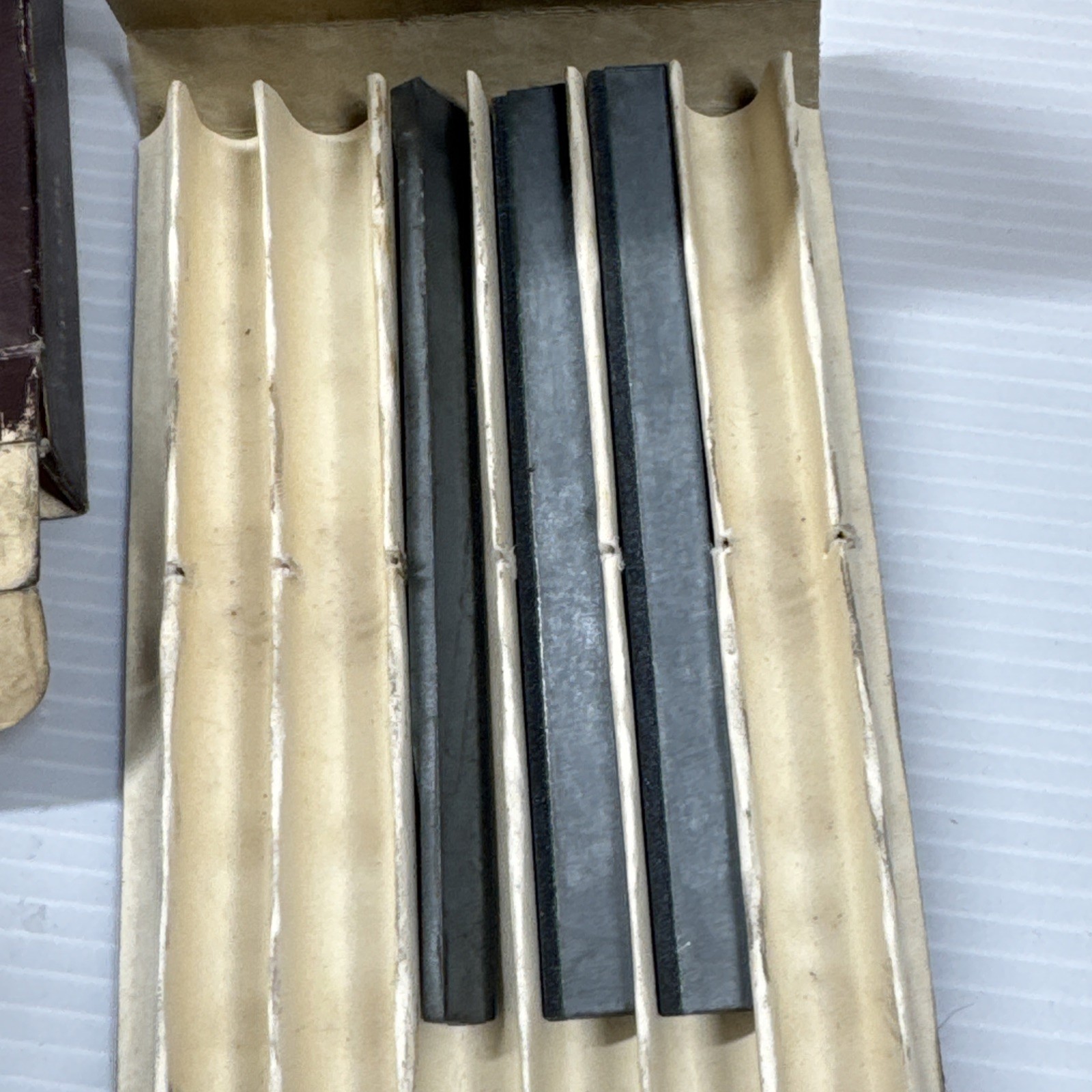 SUNNEN LJ-7 HONING STONES Three (3) – New Open Partial Box