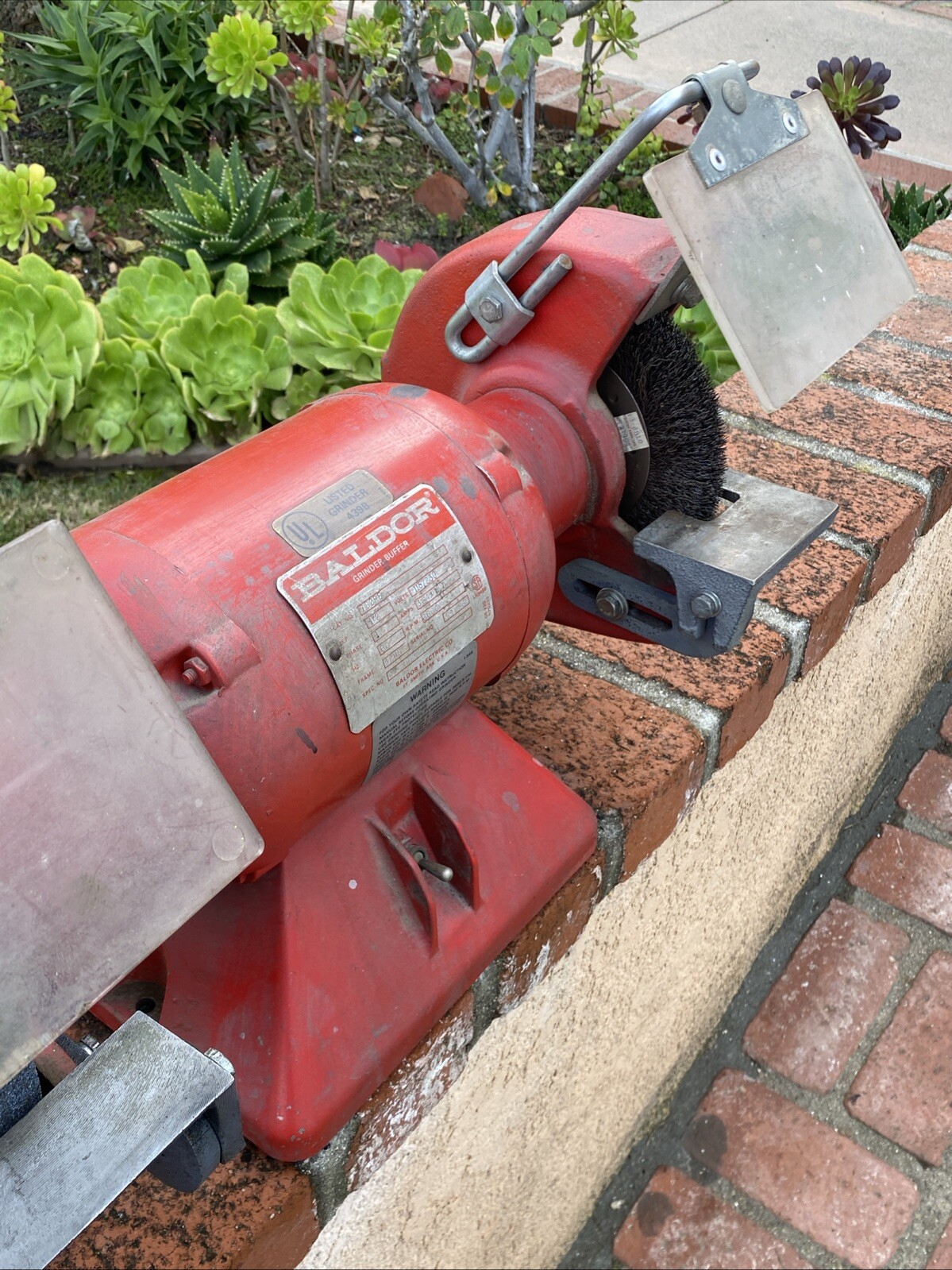Baldor 7″ Bench Grinder- Buffer 762RE 1/2 H.P. Phase 1 115/230V 3600 RPM