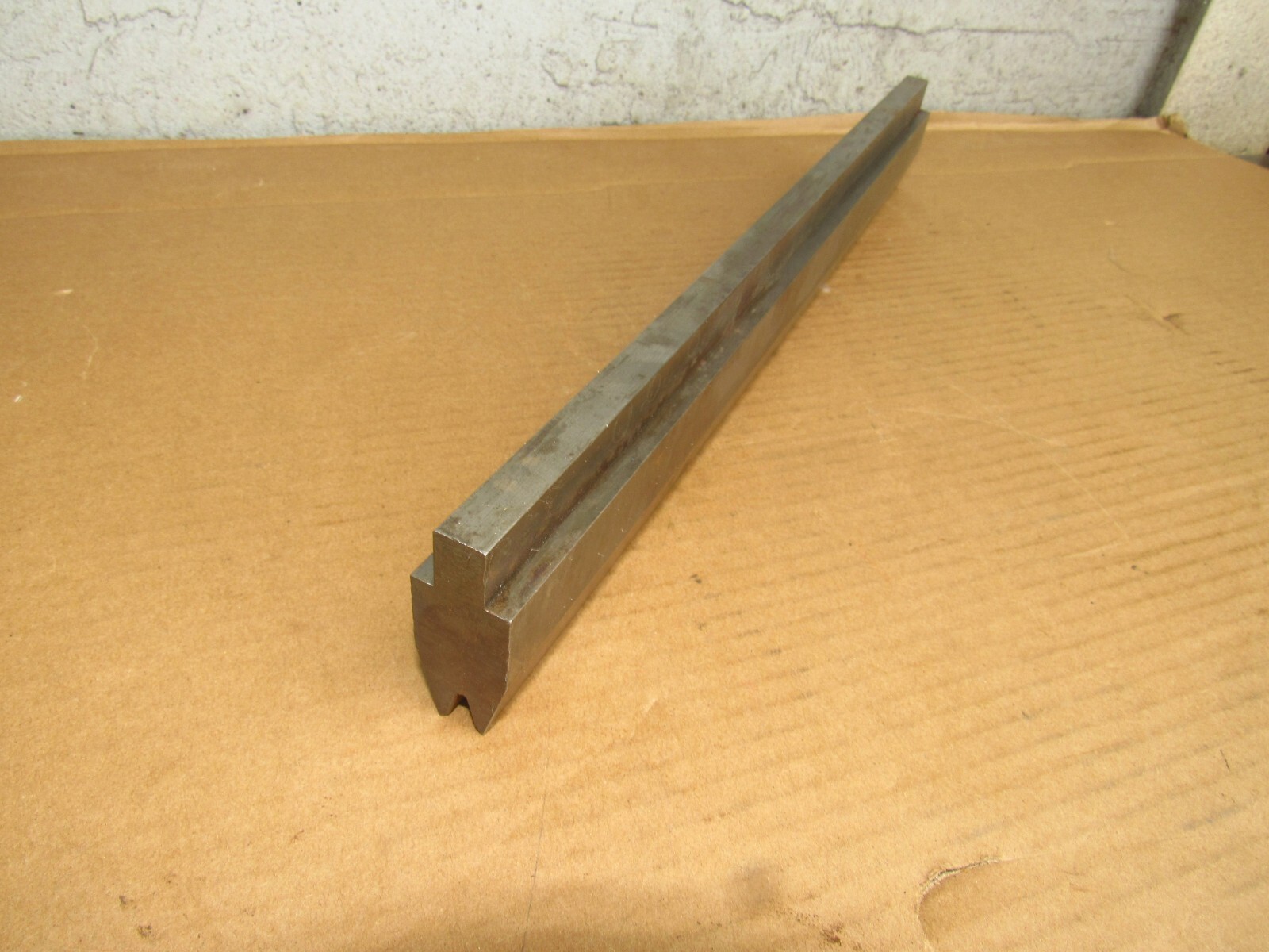 17-1/4″ Press Brake Forming 30 Degree V Angle Die Block 1/2″ Tang 2-3/8″ Tall