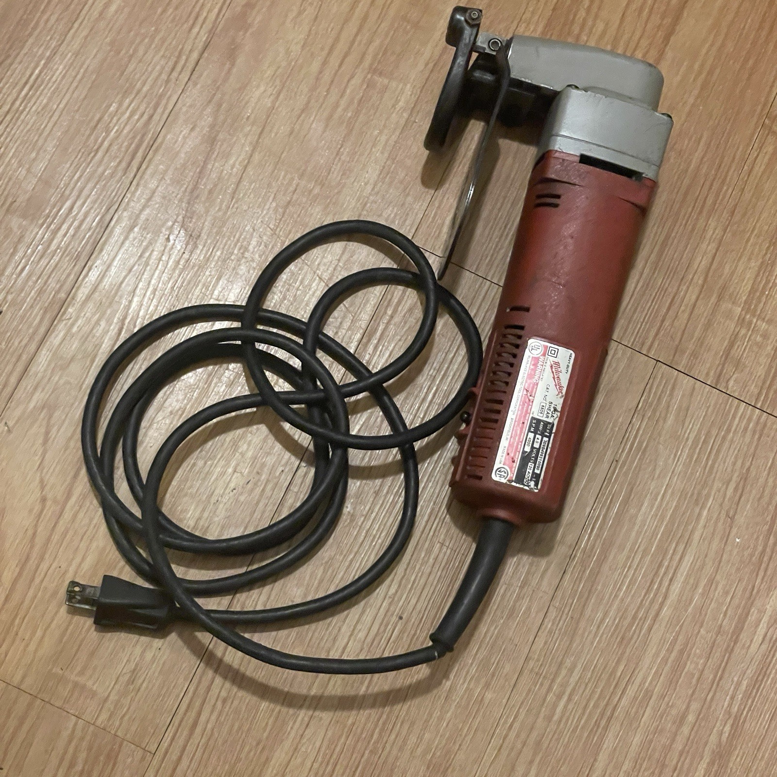 Milwaukee 6805 Metal Shear Corded 16 Gauge Heavy Duty 120 Volts USA