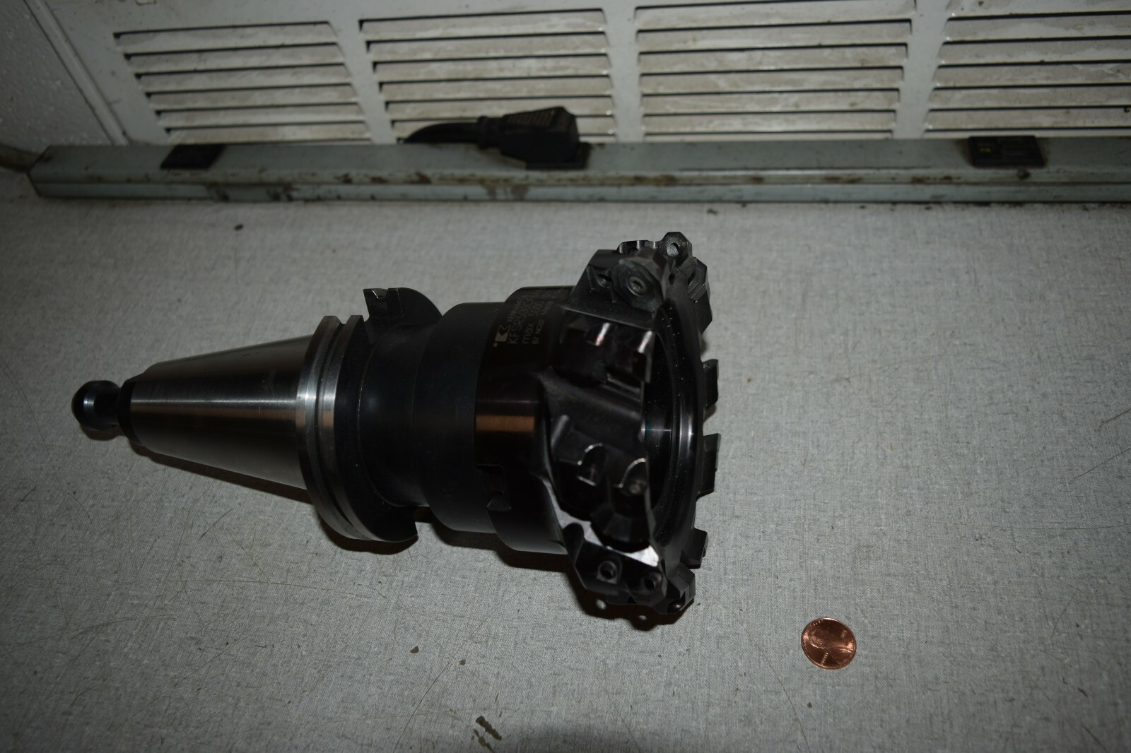 Kennametal 5″ KFSR500OF6445M6 Milling Cutter Face Mill with CAT50 Tool Holder