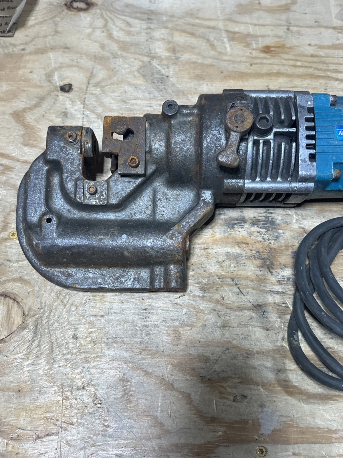 Pre Owned HOUGEN-OGURA 75004PR Electro Hydraulic Hole Punch (QUI002596)