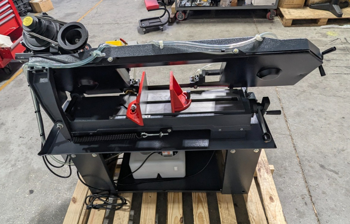 DAKE SE912 9 x 12 Horizontal Bandsaw 110v 1HP Step Pulley *Scratch & De
