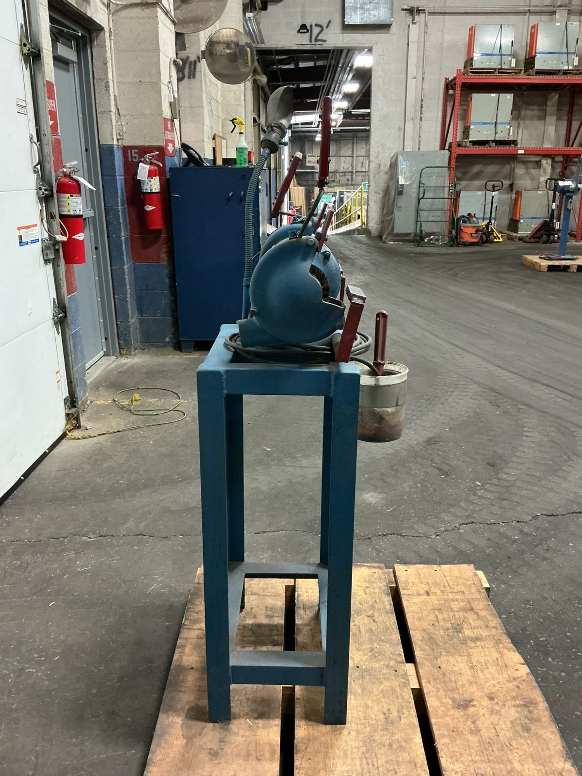 MO-6742, ATLAS GRINDER. 1/3 HP. 110 V. 1 PH. 3450/2850 RPM. 60/50 HZ. 4.6/5.6 A.