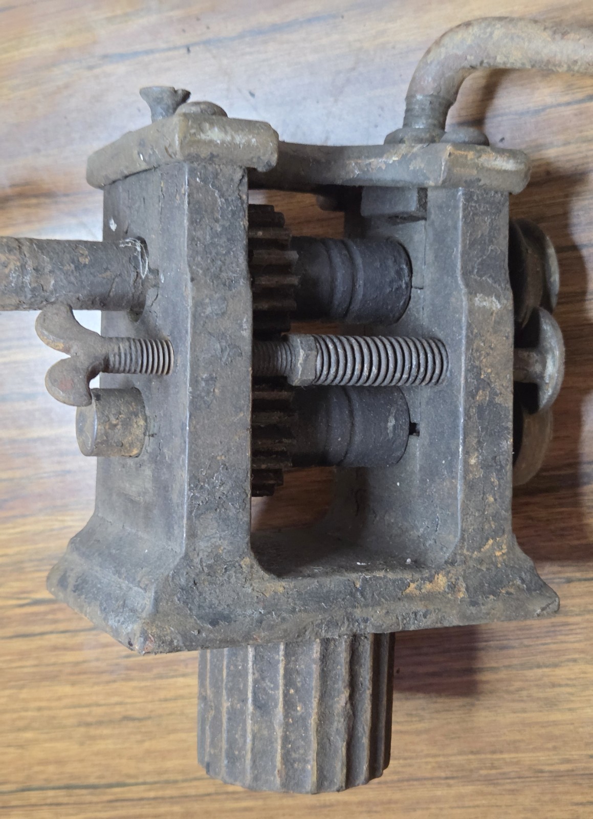 Antique Tinsmith Crimping Beading Machine Hand Crank Sheet Metal Industrial Tool