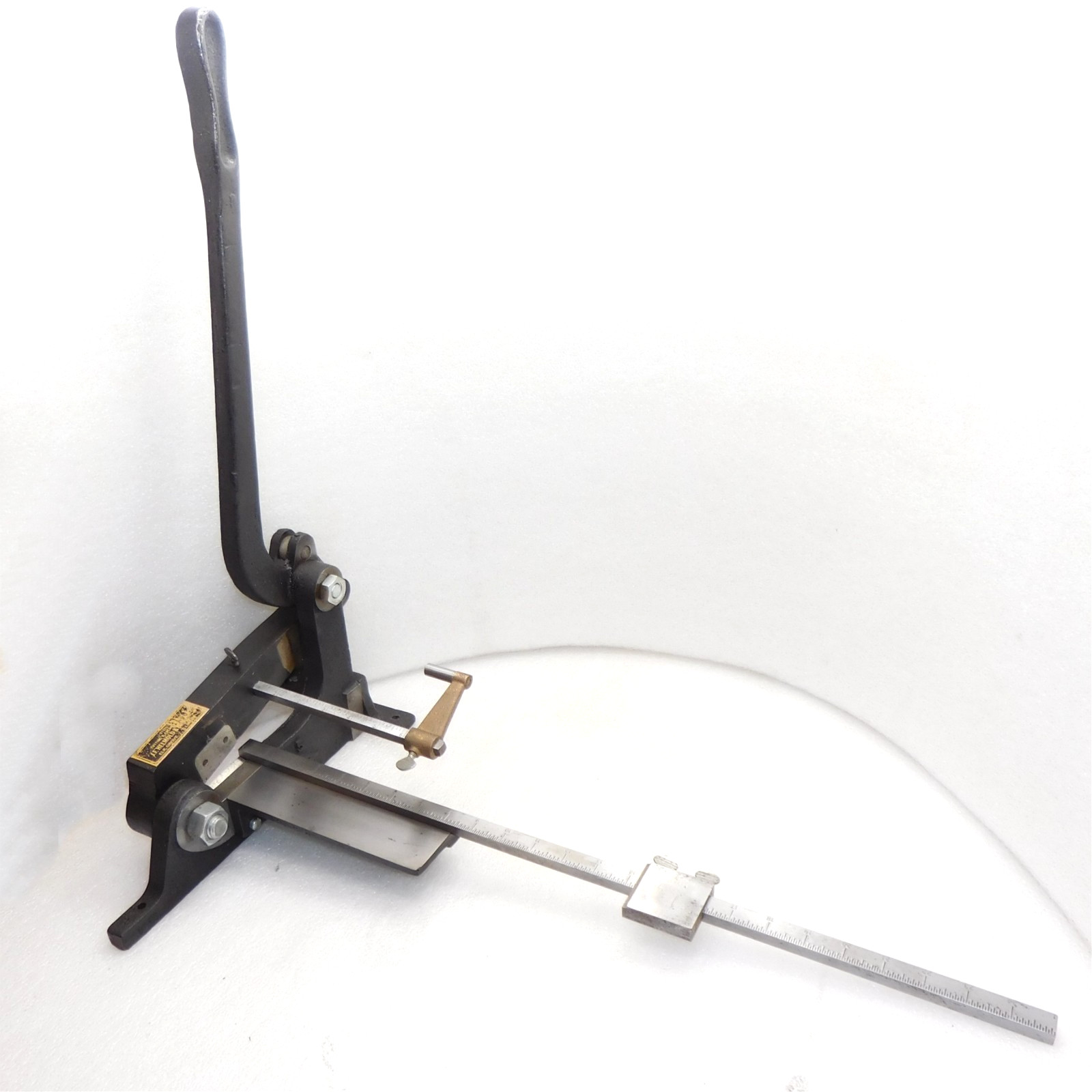 Helmold rule steel cutting creasing machine shear tool