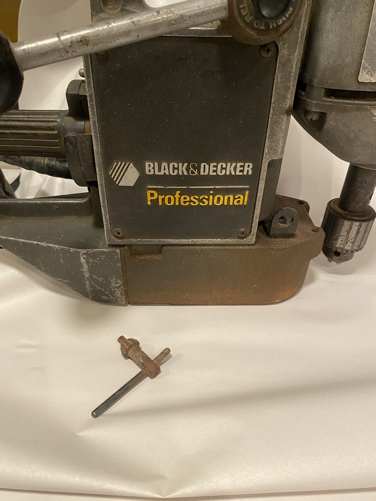 Black And Decker 1/2 Magnetic Drill Press #1557 Works