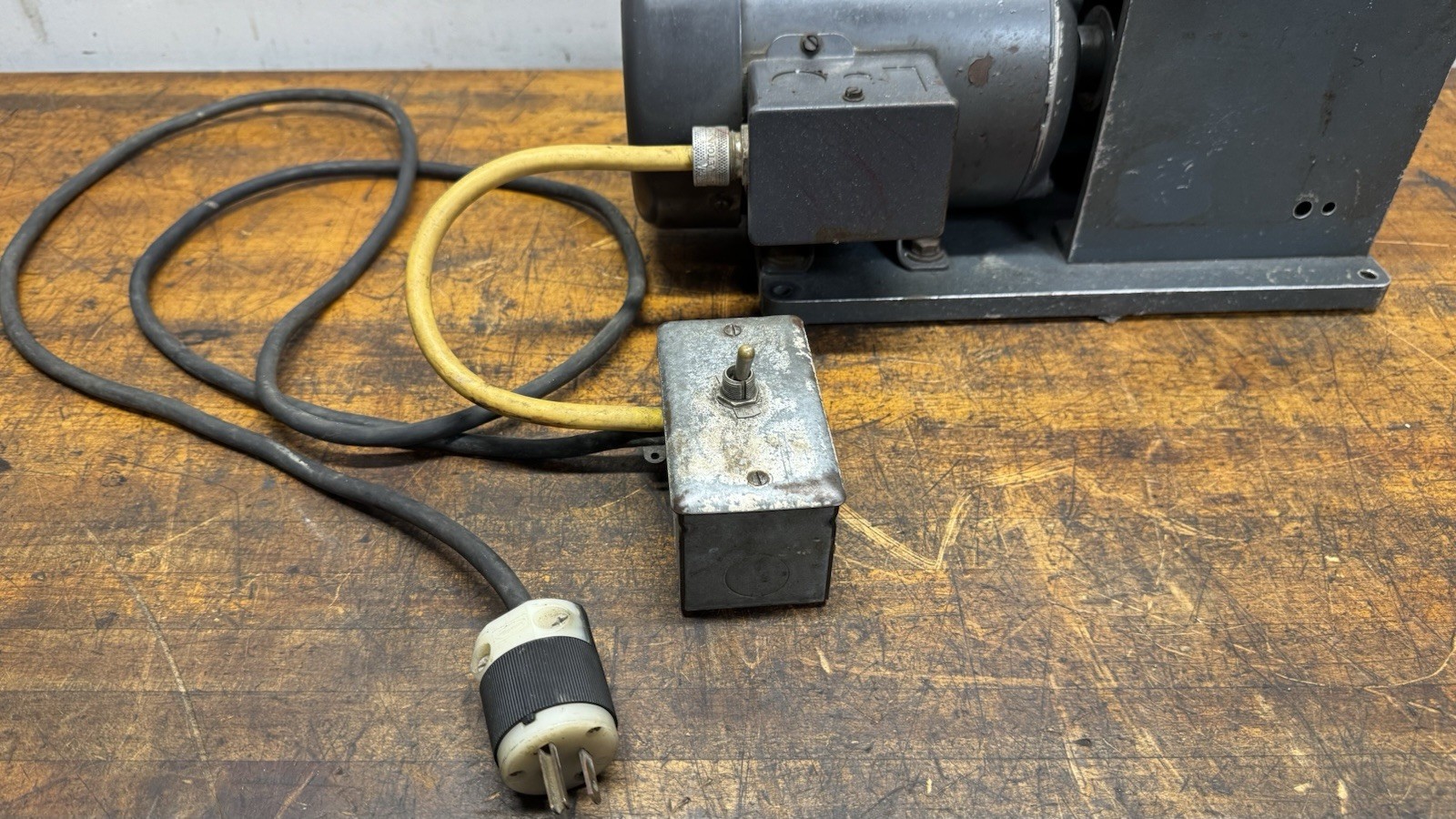 LSMW Accu-Tapper Horizontal Tapping Machine 1/4HP 115V
