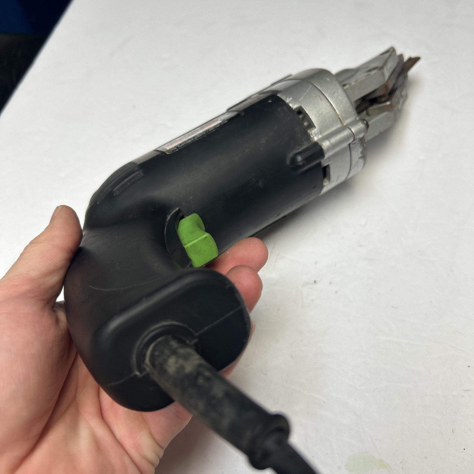 Kawasaki Metal Shear 4 AMP Corded Tested Working