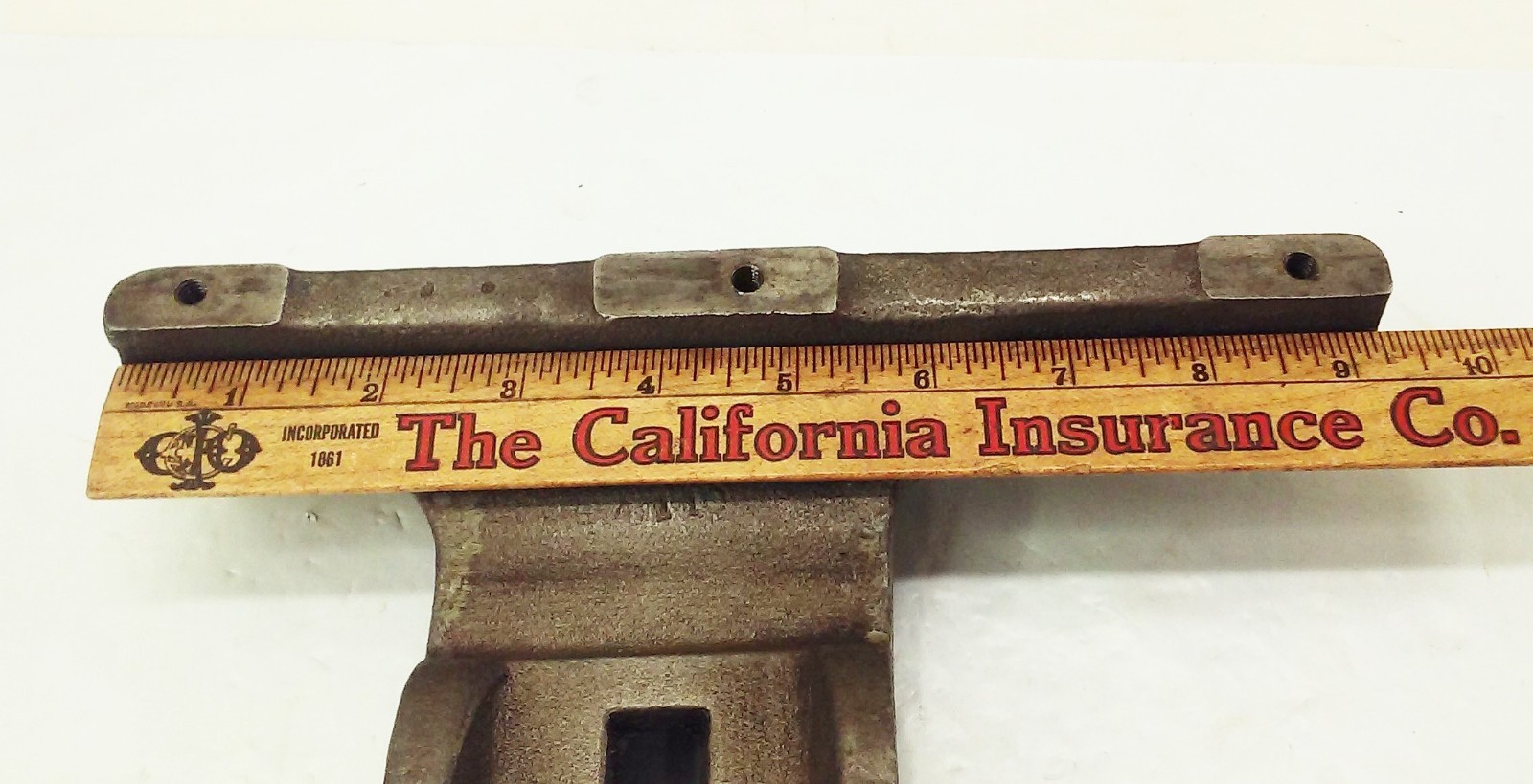 Logan Montgomery Ward 10″ Metal lathe carriage saddle casting w/ rear gib