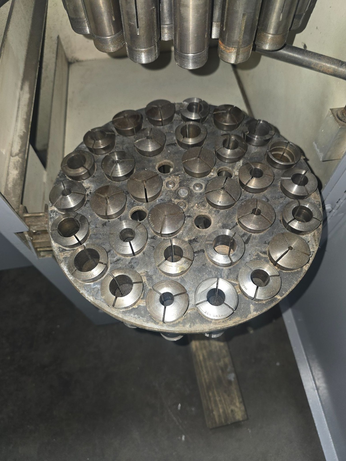 11”x18” Hardinge HLV-H-EM Tool Room Lathe w/Inch/Metric
