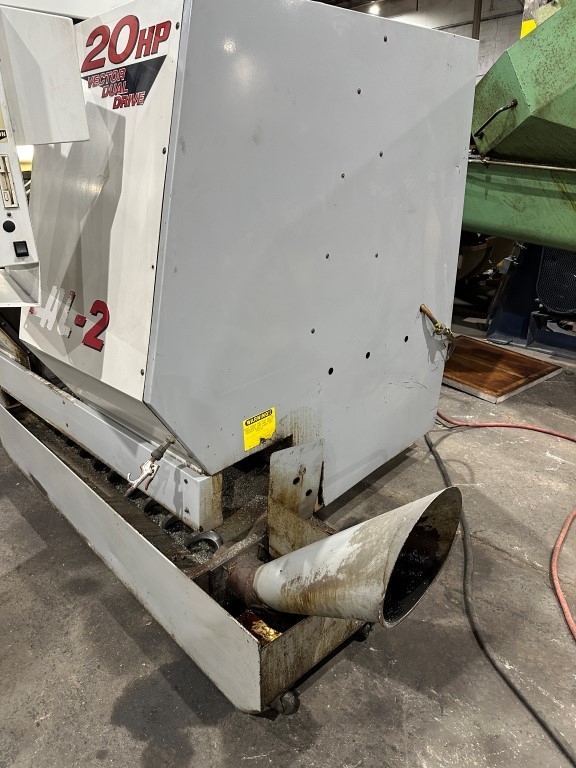 HAAS HL-2 TURNING CENTER – Tailstock, 8″ 3 Jaw, 10″ Turning Capacity-“SEE VIDEO”