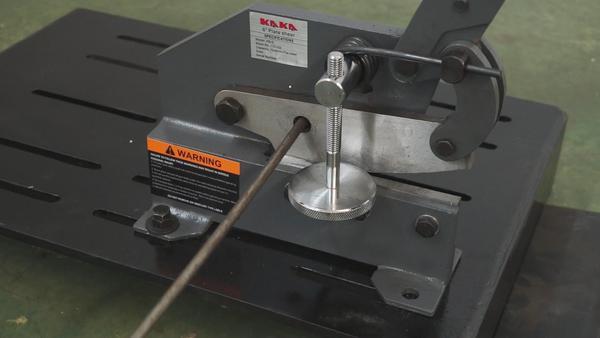 Kaka Industrial HS-12 12-Inch Hand Plate Shear with Long Steel Handle