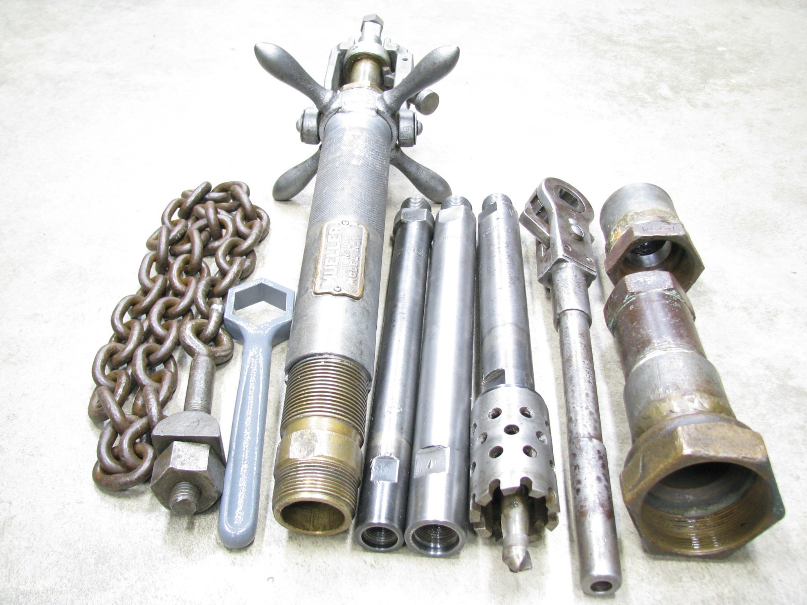 Mueller Drilling Machine D-5 Water Main Tap Tools